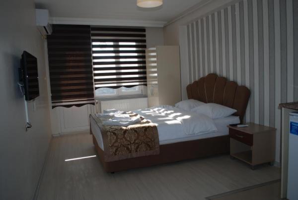 Large Single Room photo 3