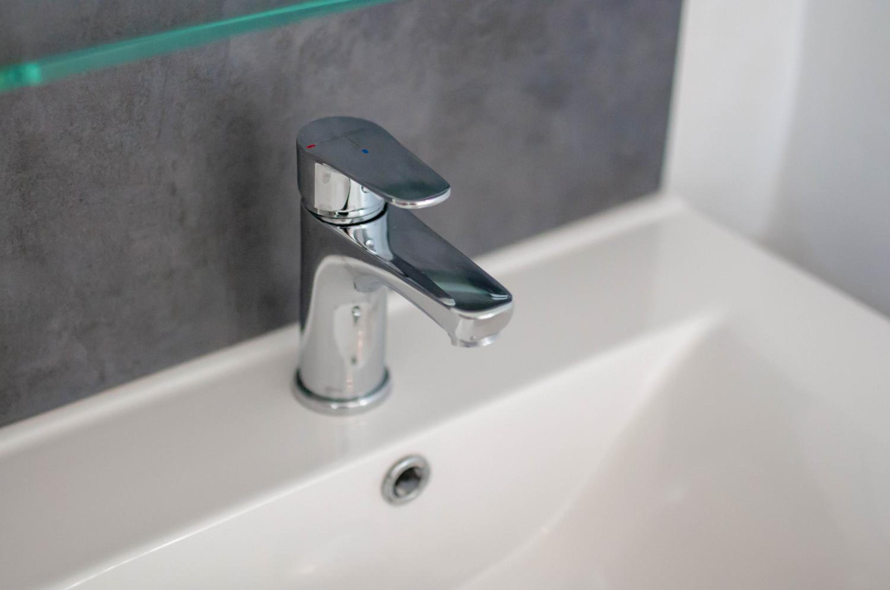 Standard Twin Room with Shared Bathroom