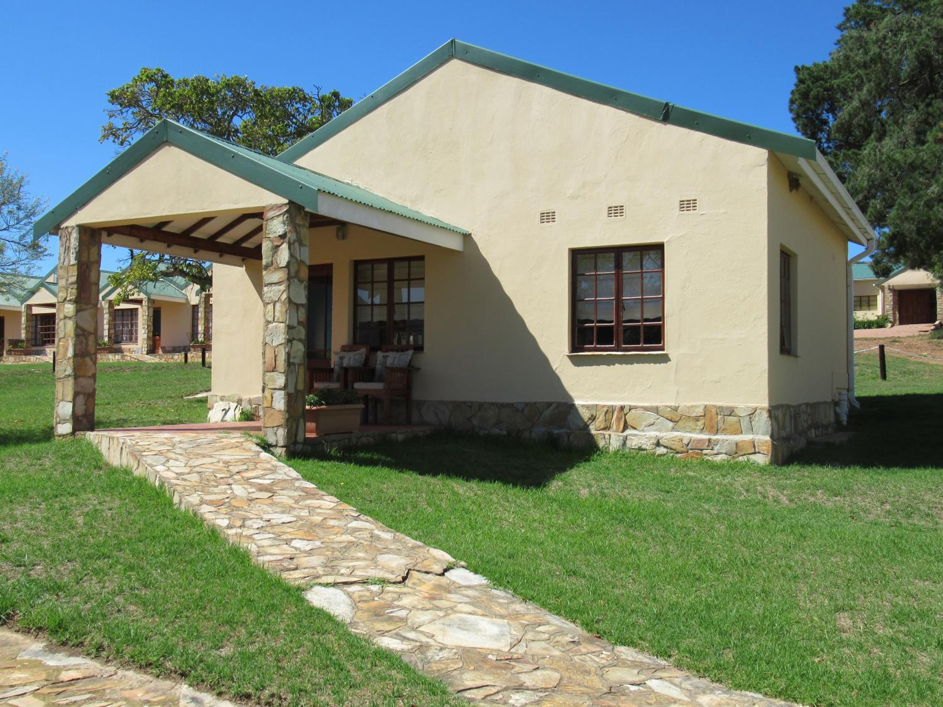 Basic Chalet - Photo 2