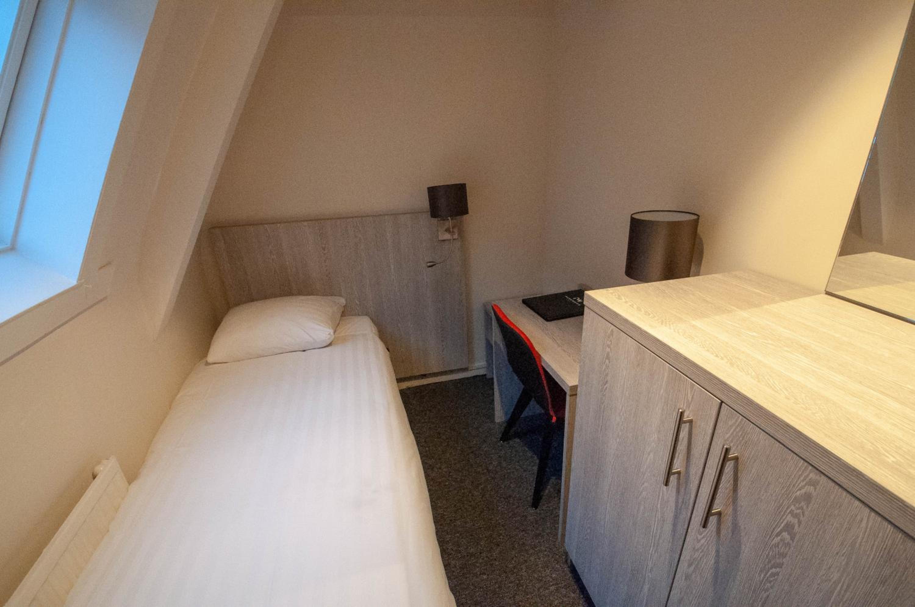 Single Room with Shared Shower and Toilet