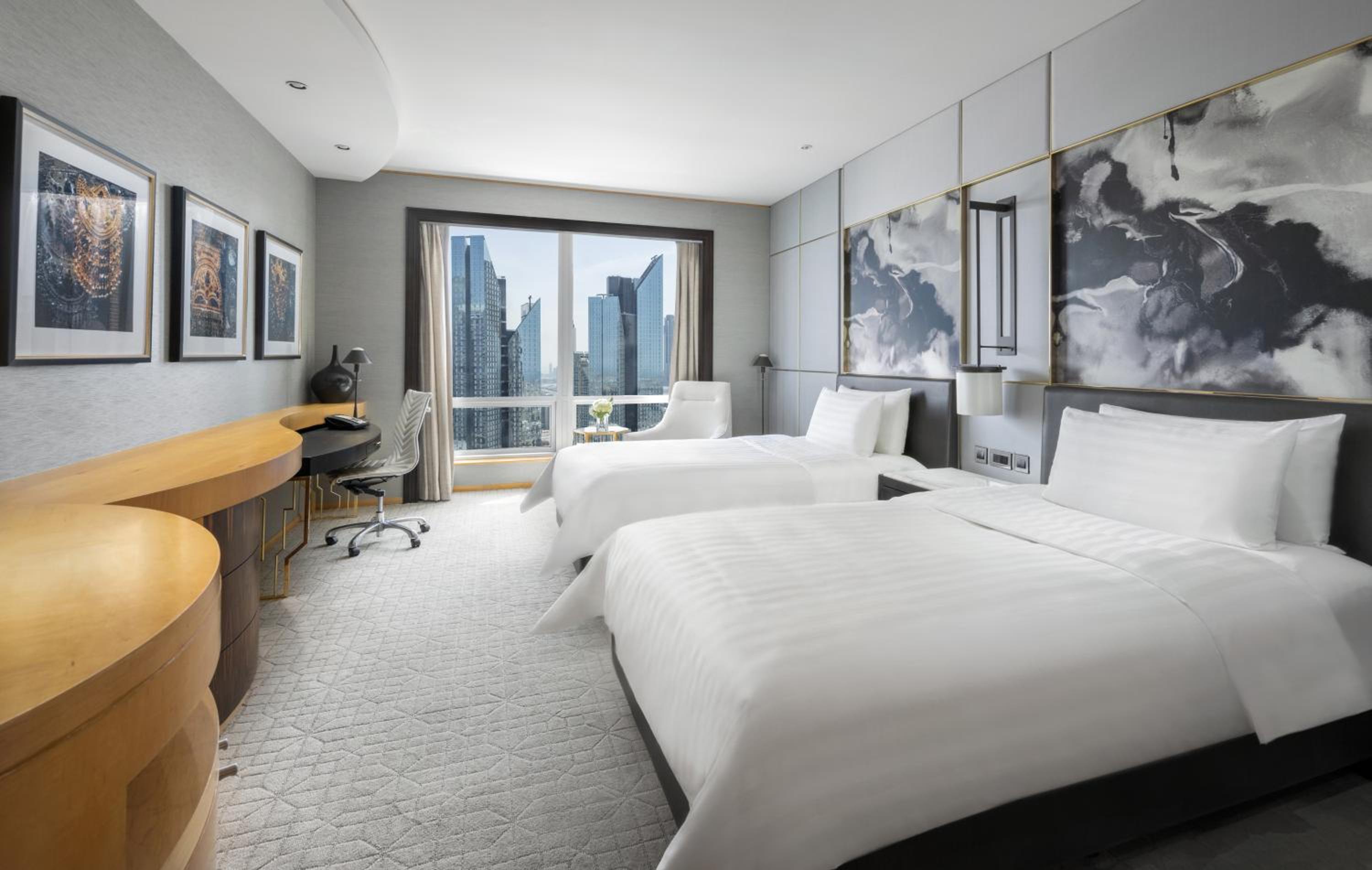Deluxe Twin Room with Burj Khalifa View photo 1