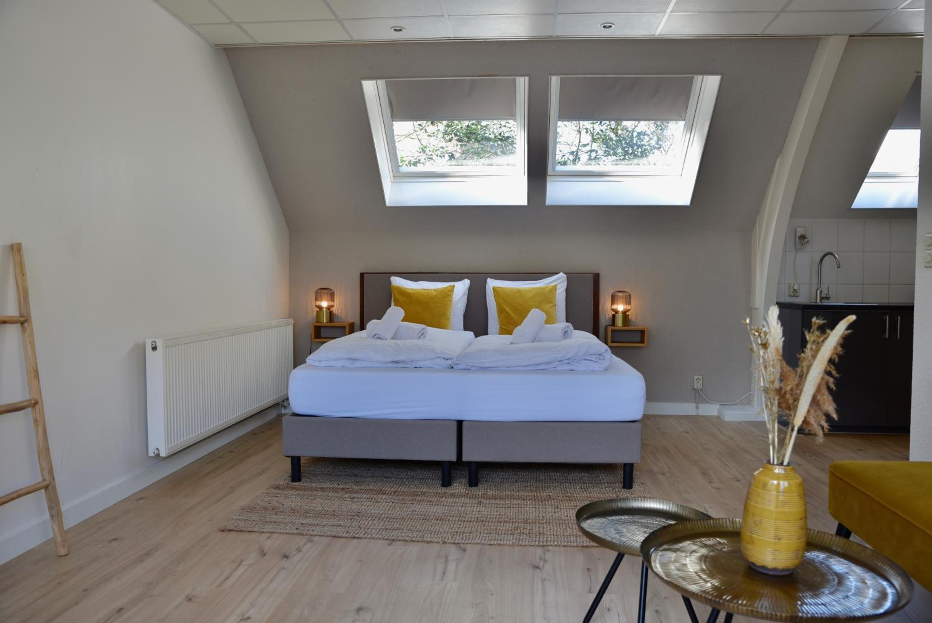 Superior Twin Room - Photo 1