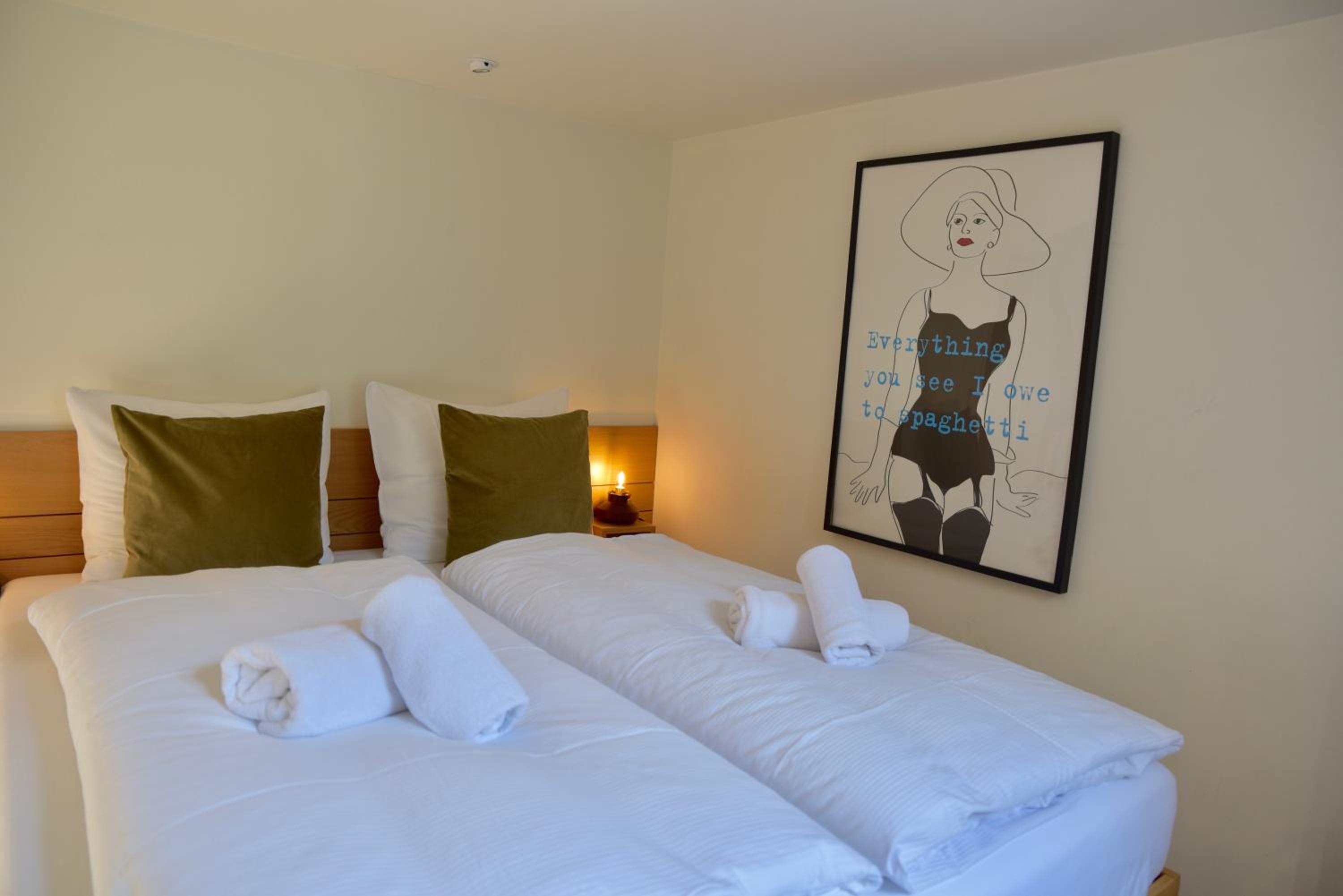 Small Double Room photo 3
