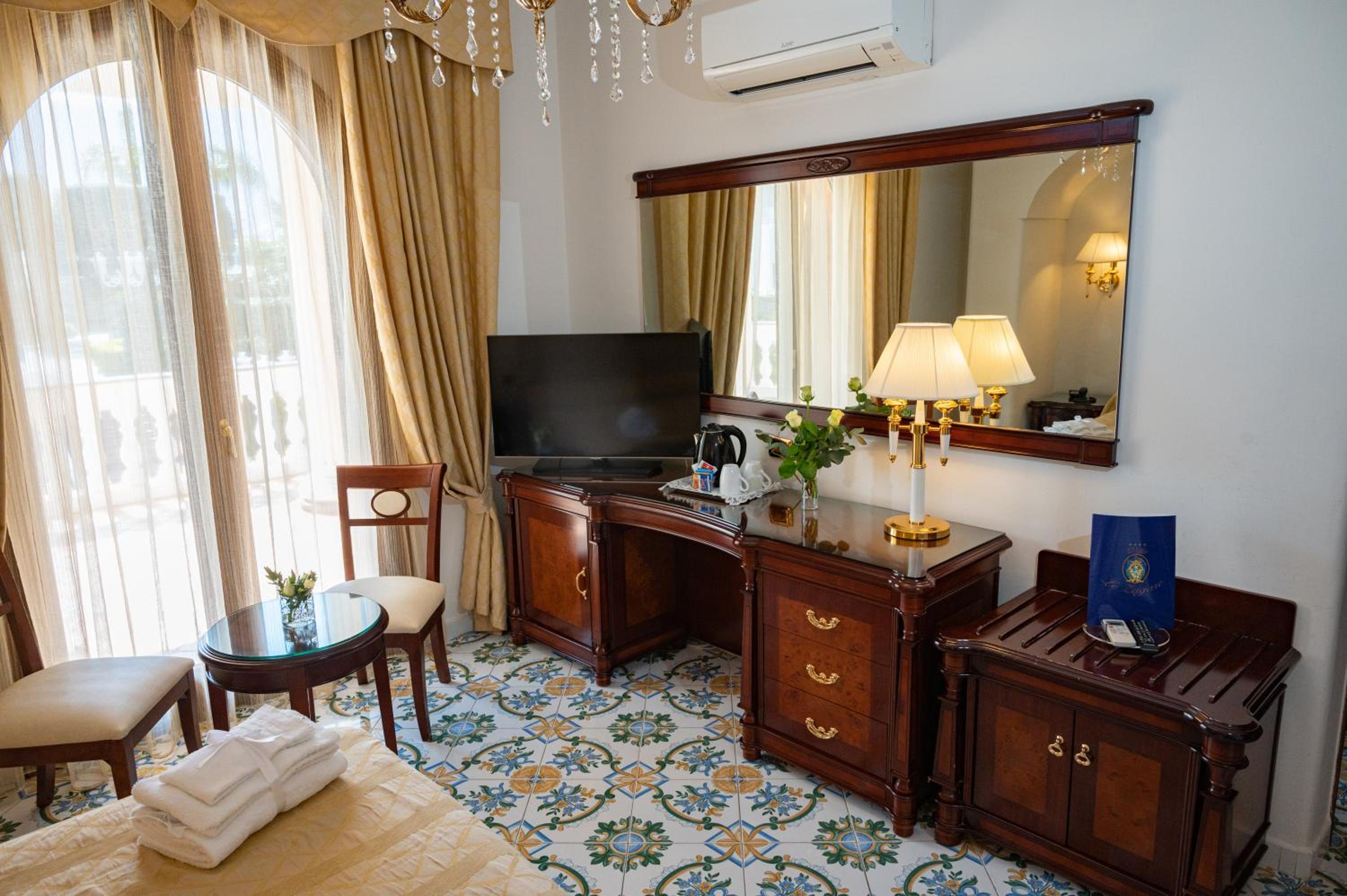 Superior Double Room - Photo 2