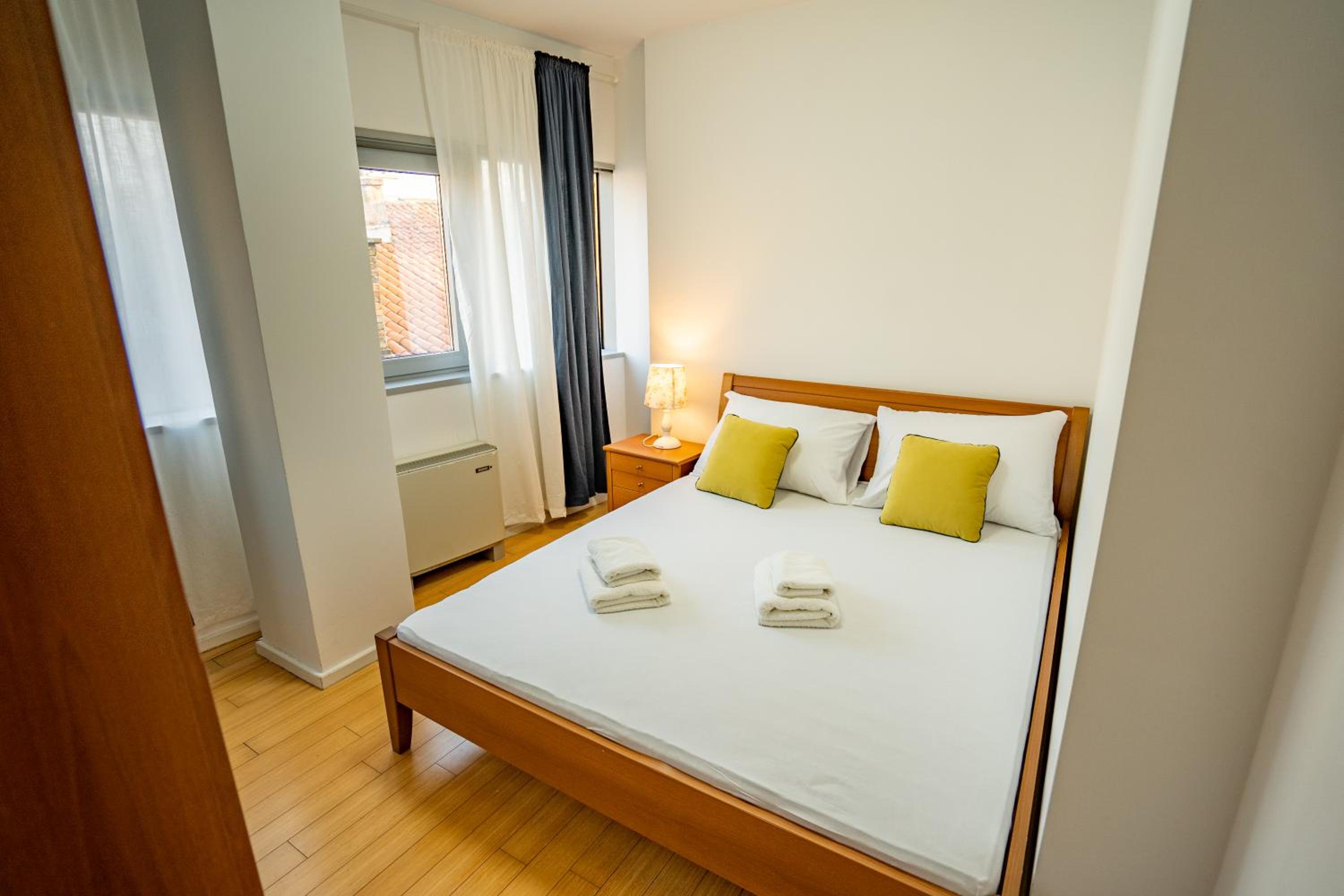 One-Bedroom Apartment - Photo 18