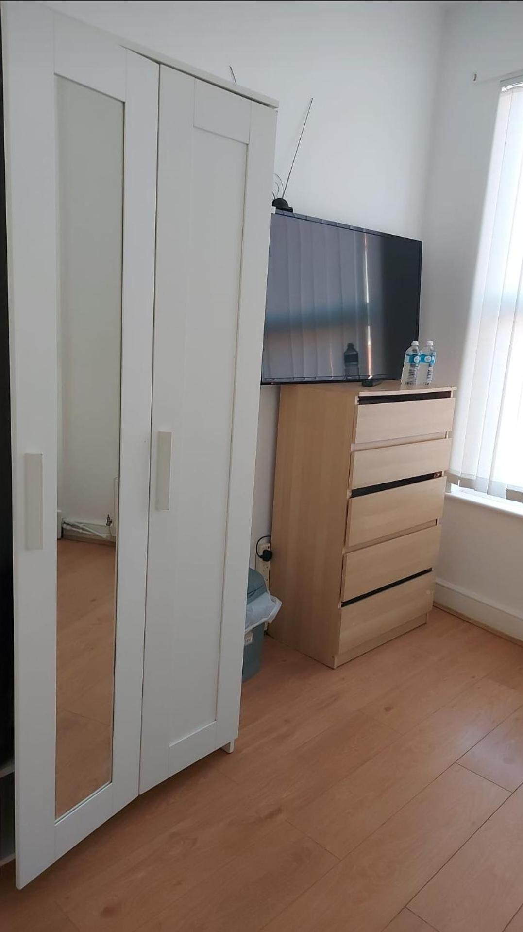 Budget Double Room - Photo 1