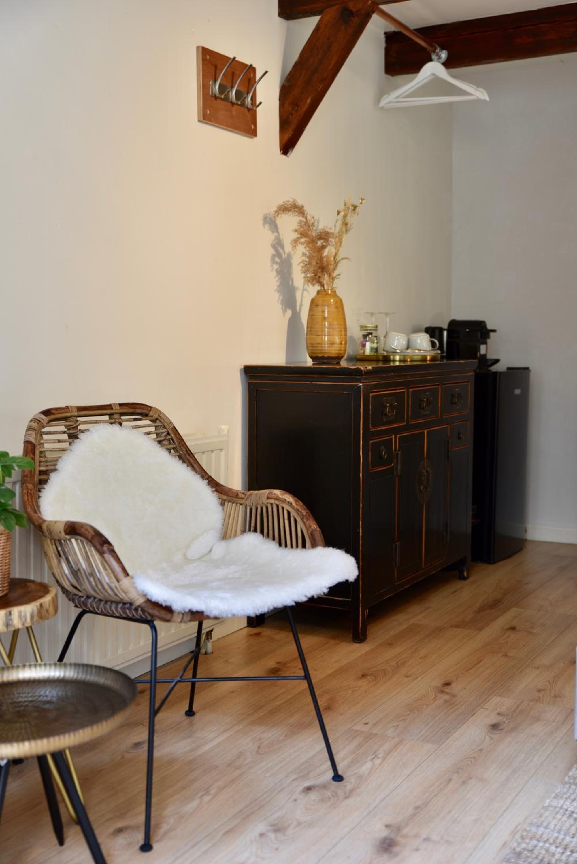 Standard Double Room - Photo 20