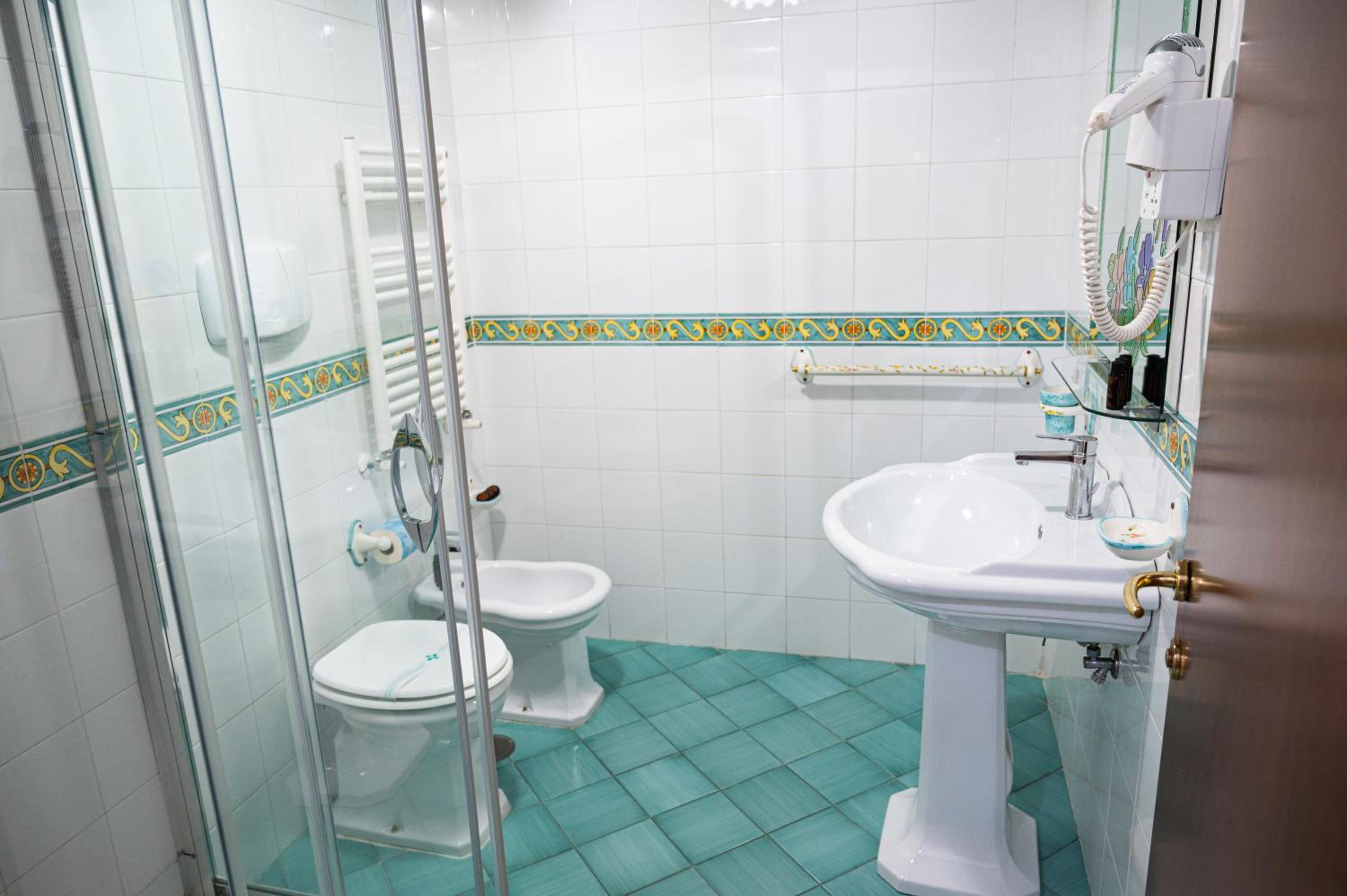 Triple Room - Photo 3