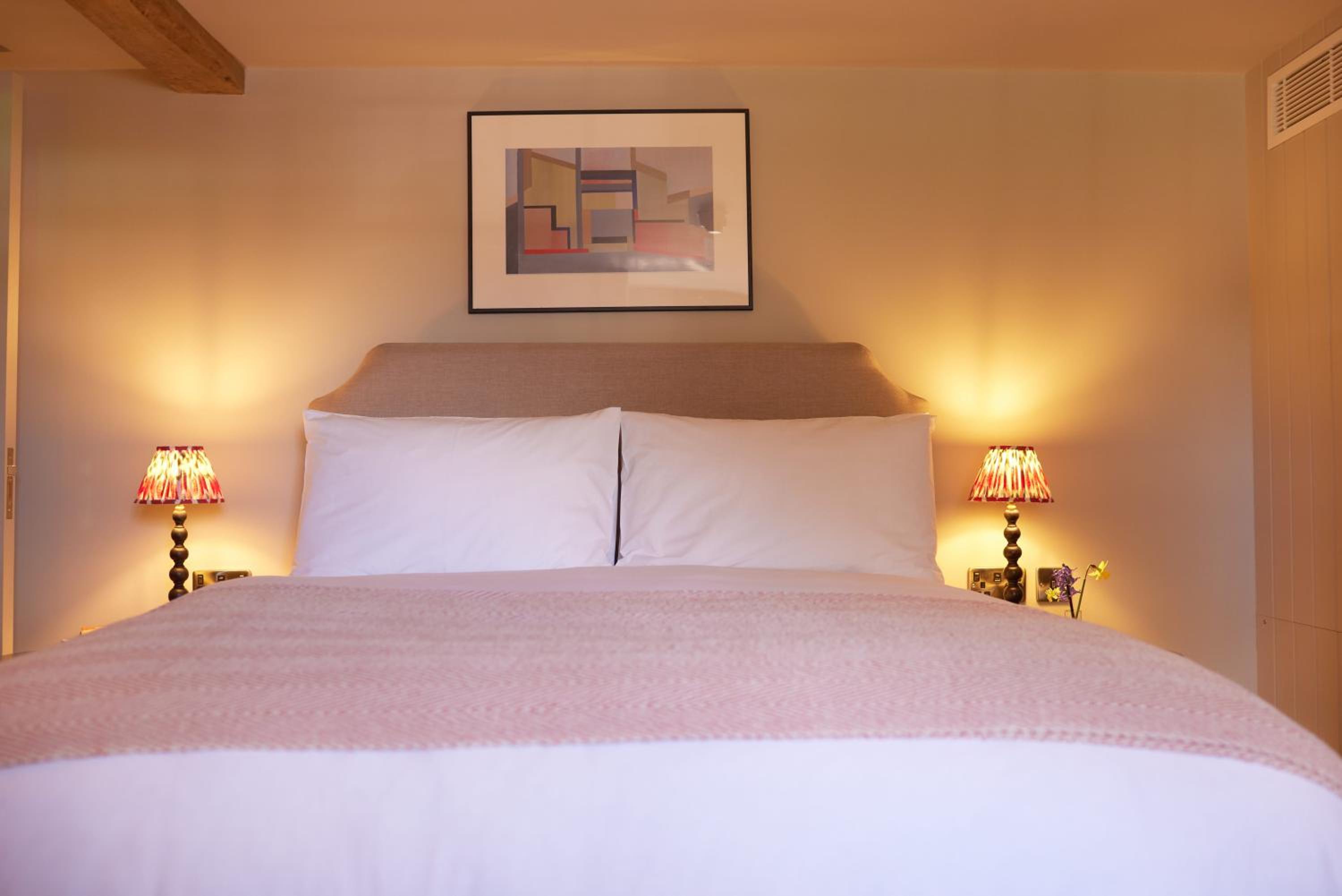 Double Room with Private Bathroom - Photo 1