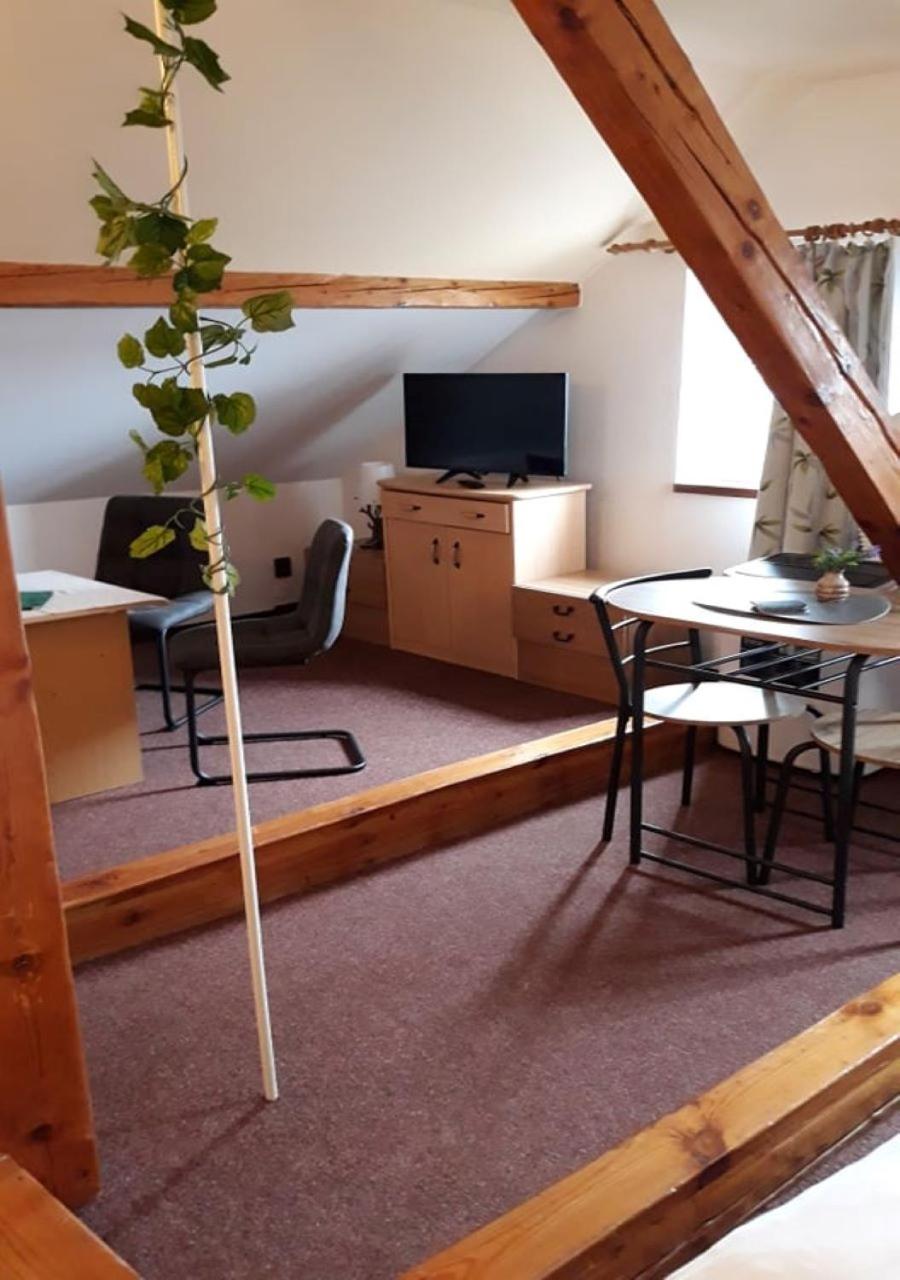 Two-Bedroom Apartment photo 2