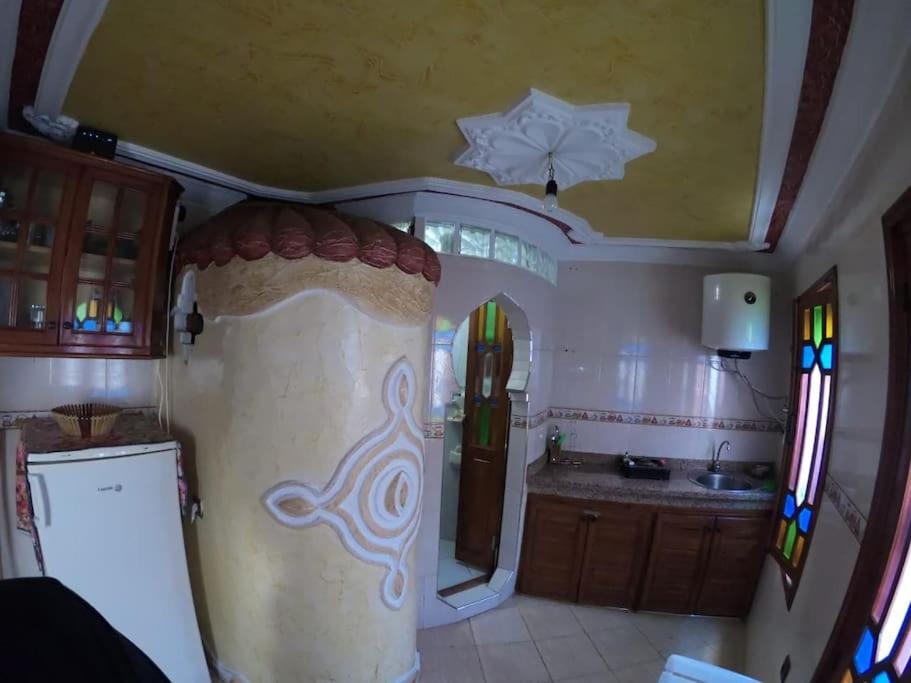 One-Bedroom House - Photo 2