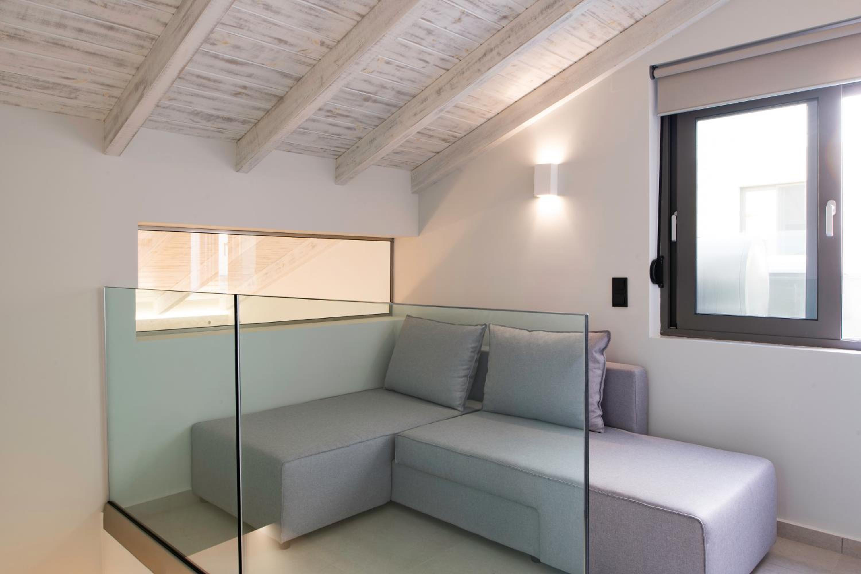 Villa -Beach Front With Private Swimming Pool