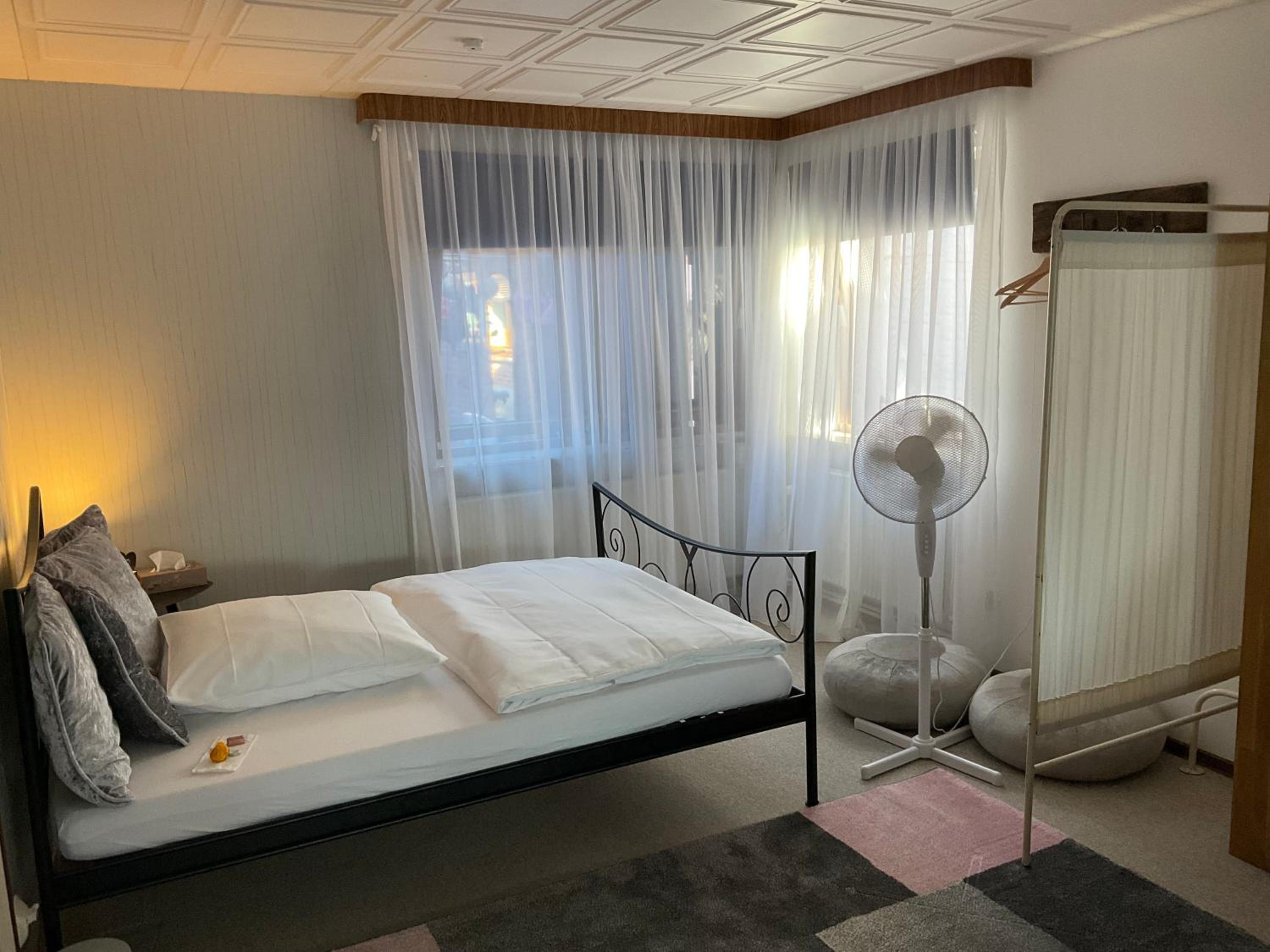 Standard Double Room with Shared Bathroom