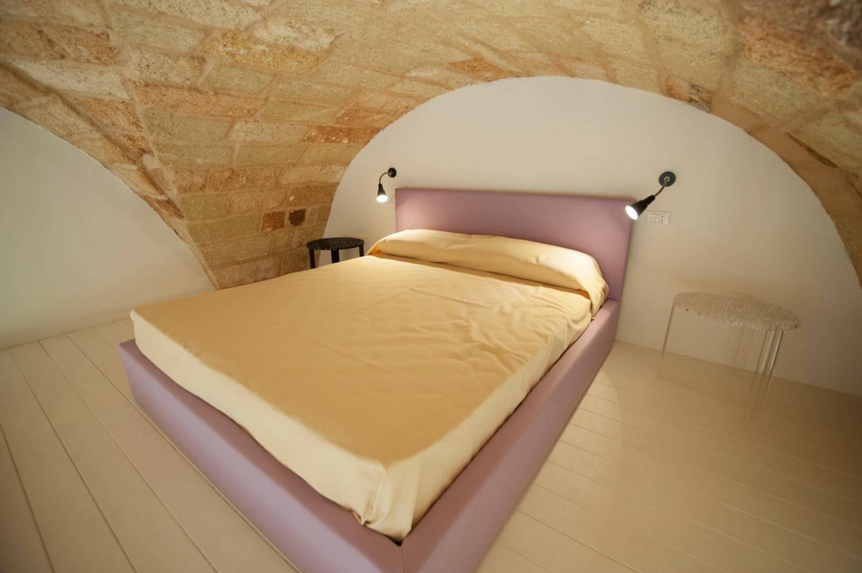 Apartment with Private Terrace - Dalia