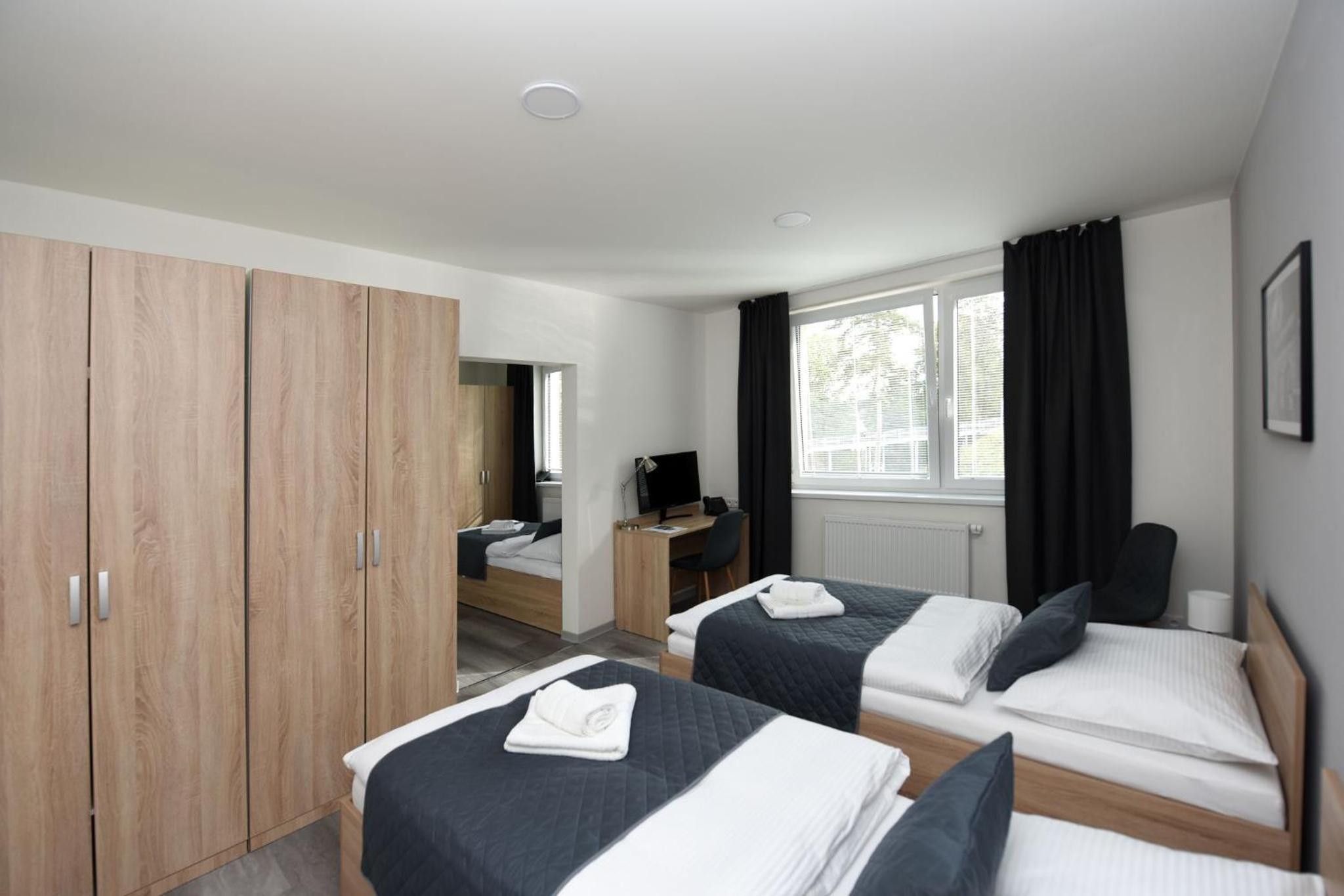 Triple Room with Private Bathroom - Photo 1