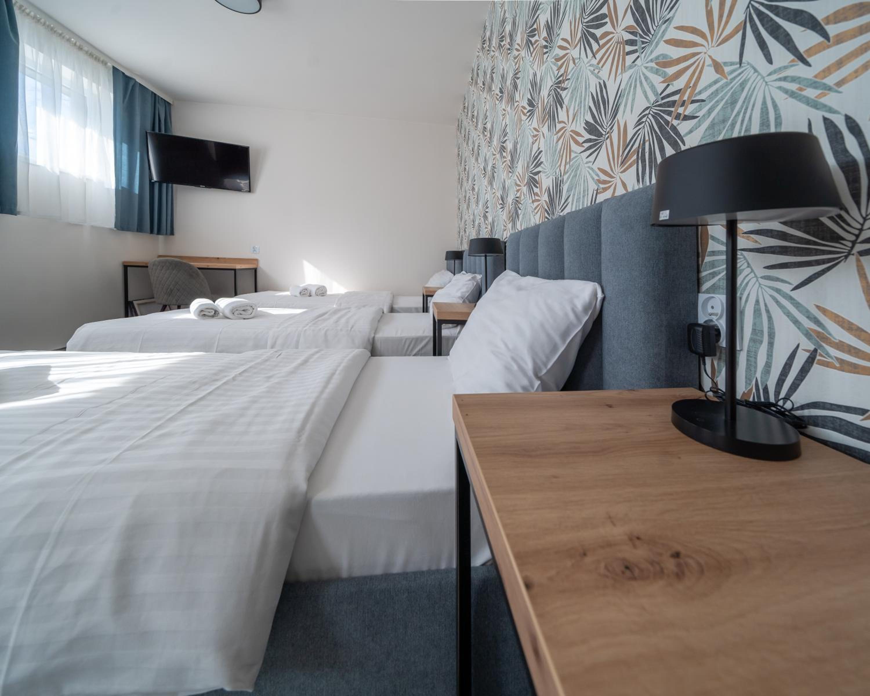 Triple Room - Photo 7