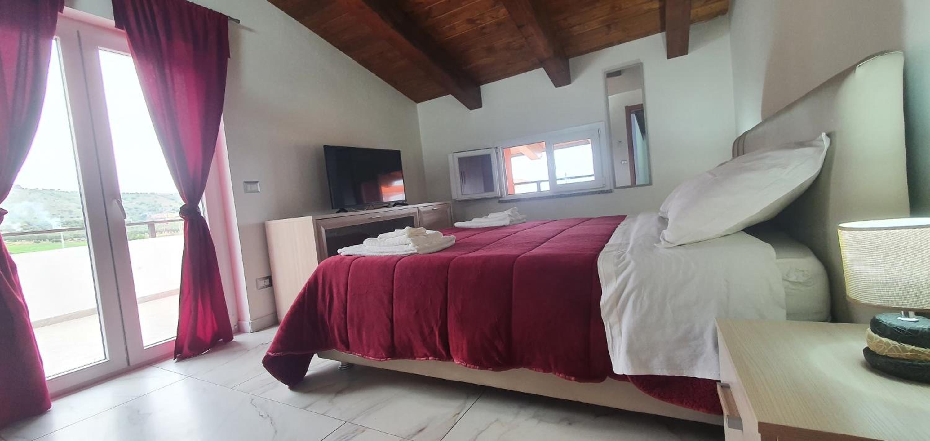 Deluxe Triple Room photo 1