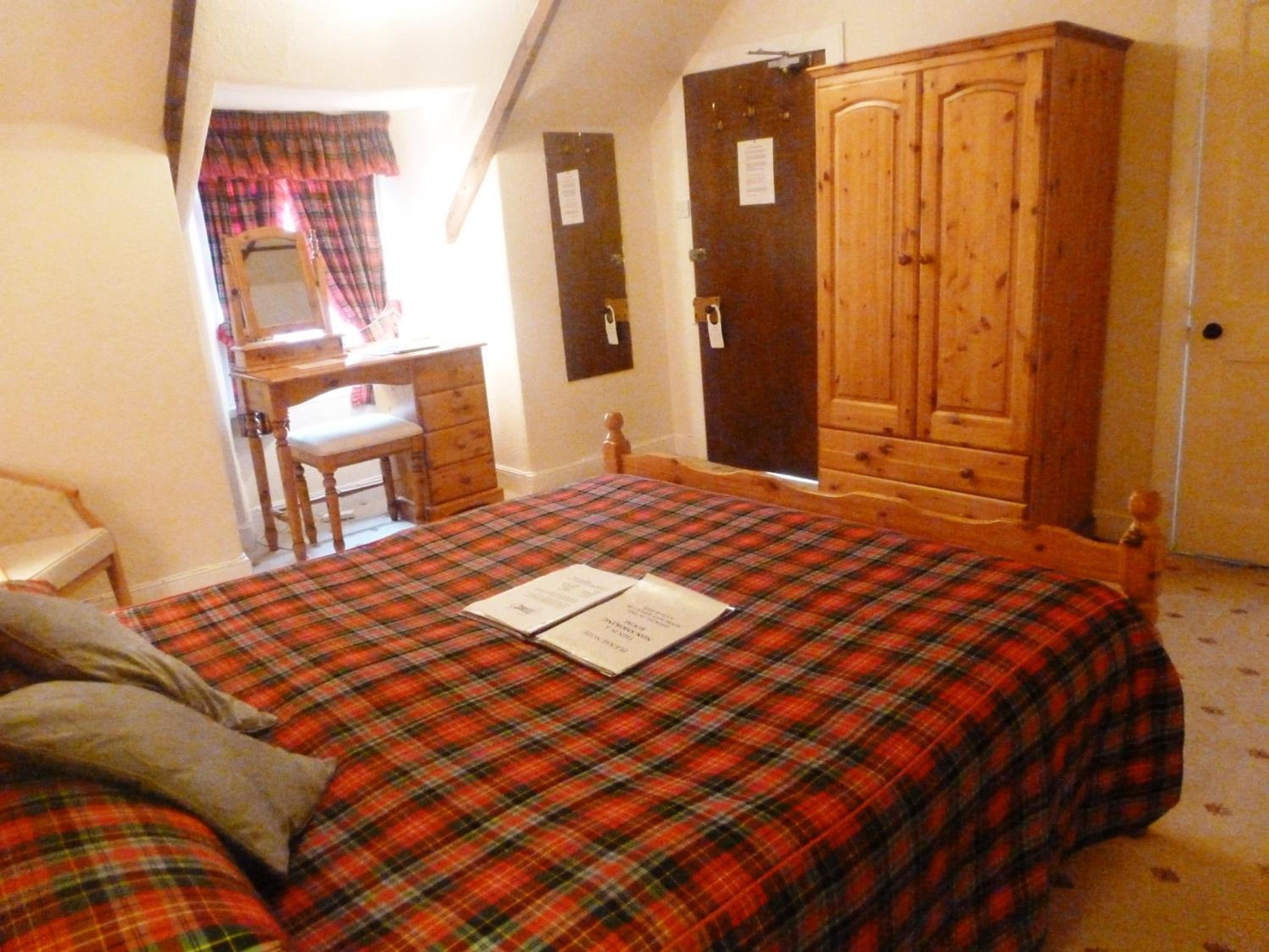 Standard Double or Twin Room photo 3