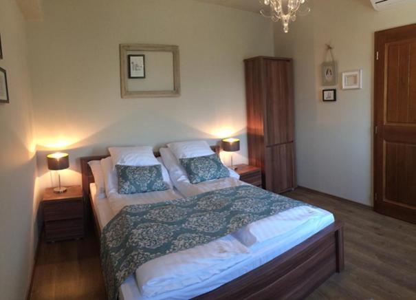 Double Room with Private Bathroom photo 1