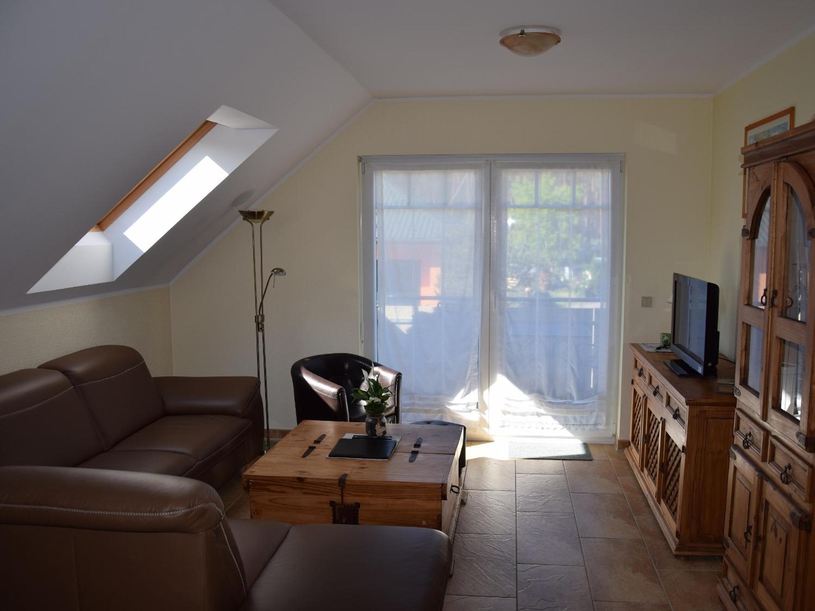 Apartment with Balcony photo 3