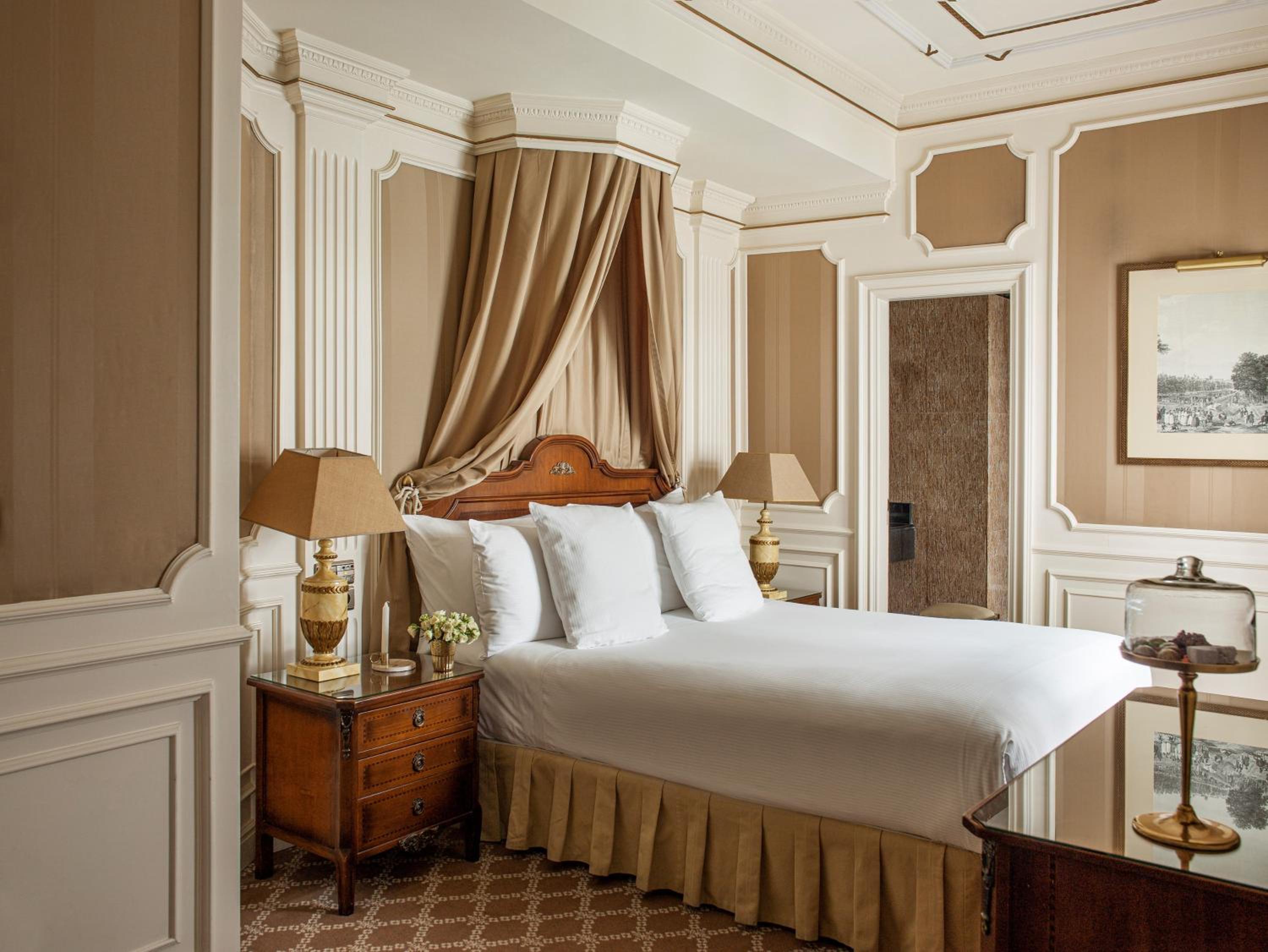Premier Room