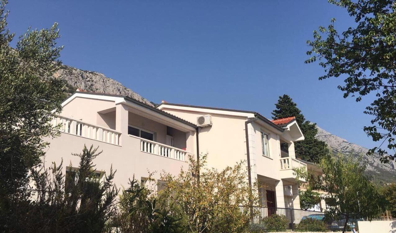 One Bedroom Apartment with Sea View photo 1