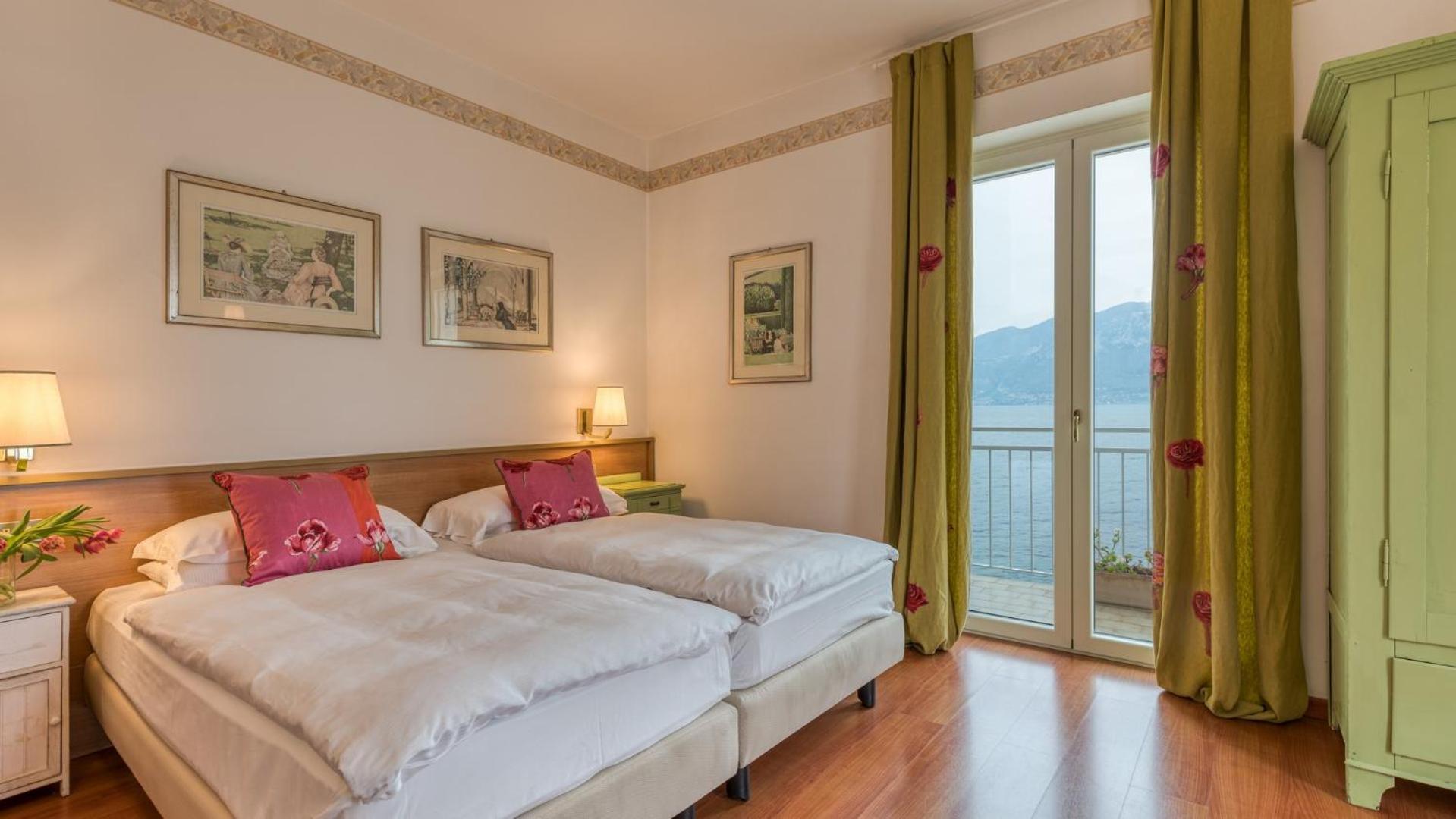King Room with Lake View