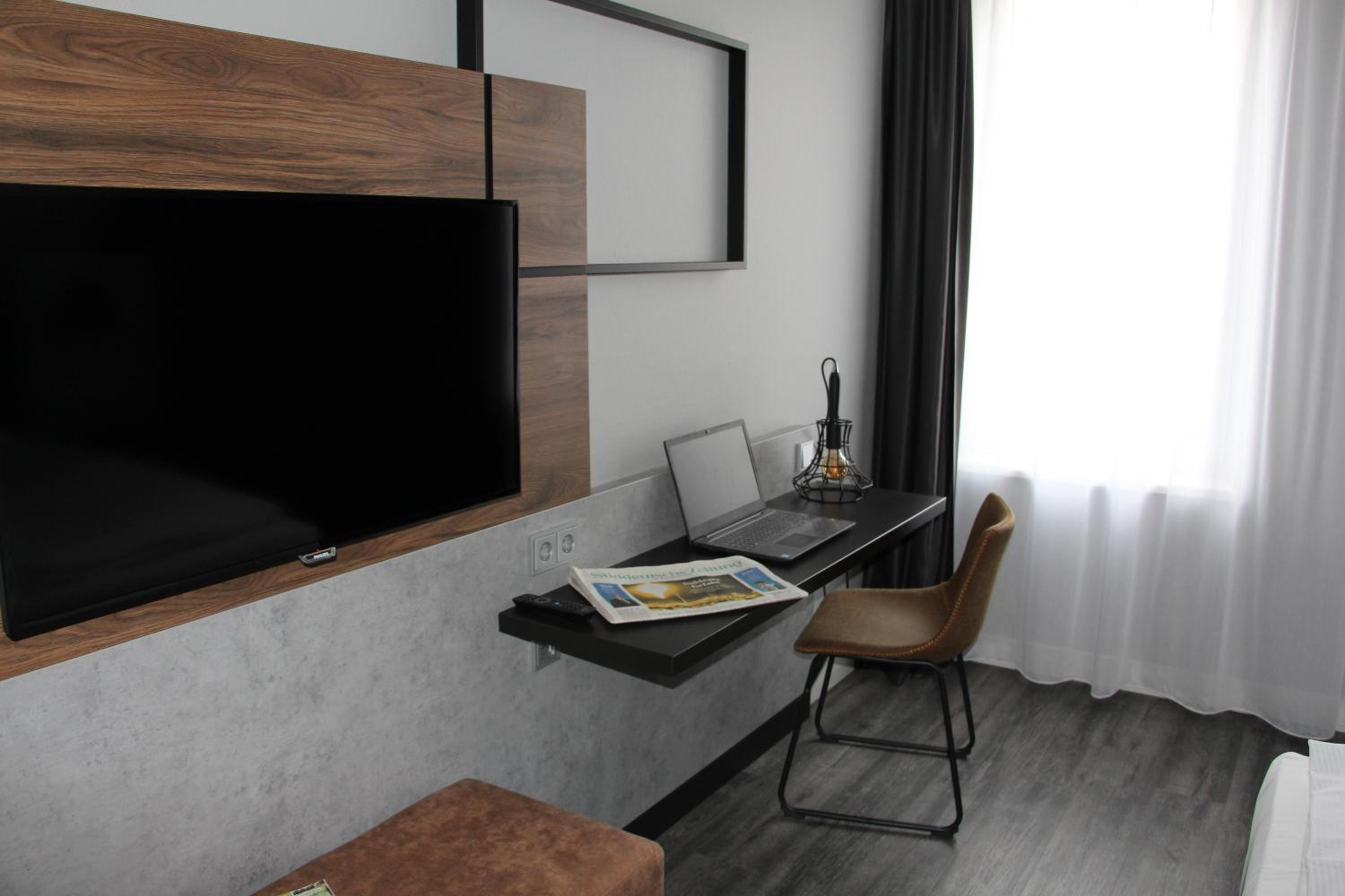 Twin Room - Photo 5