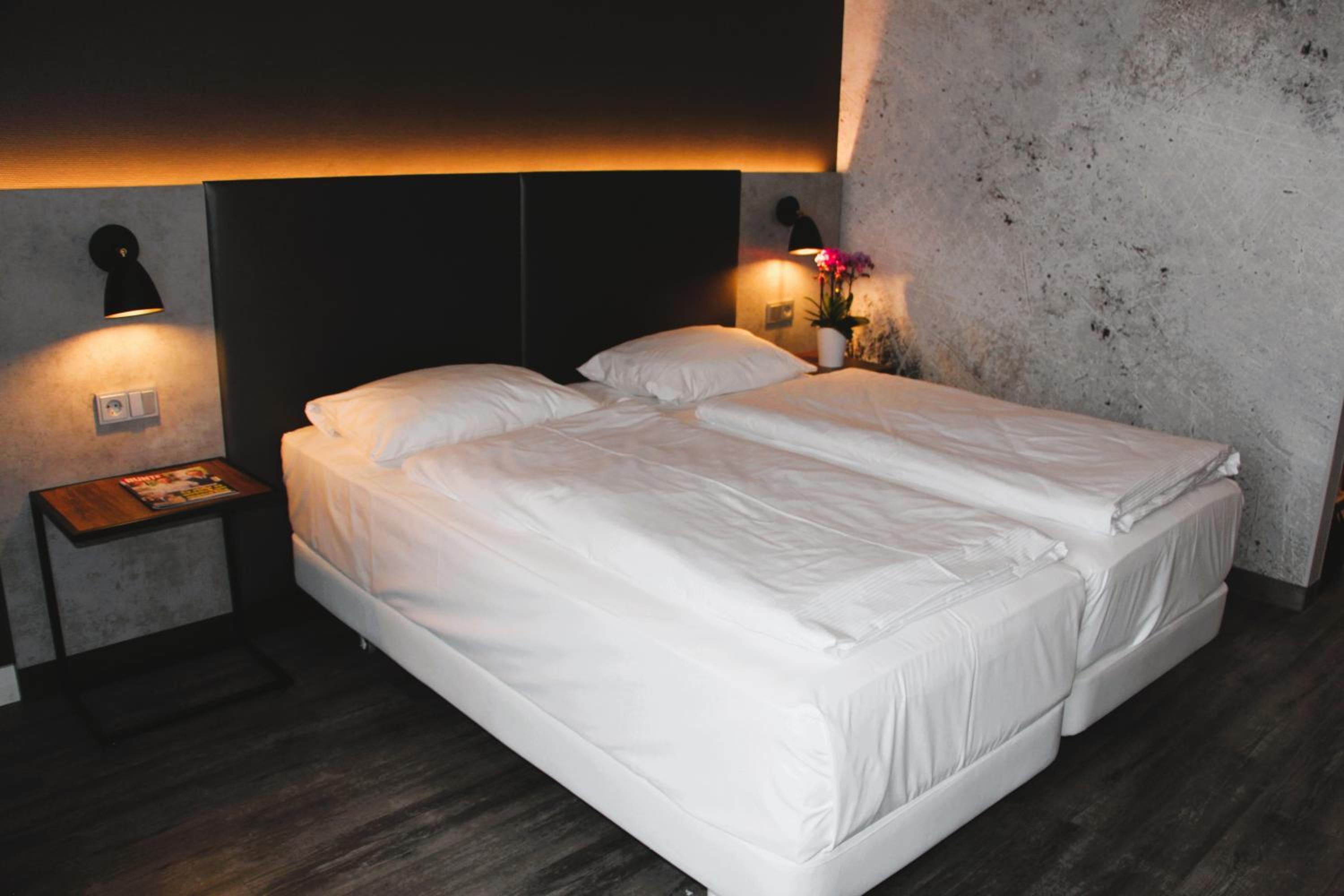 Double Room - Photo 3