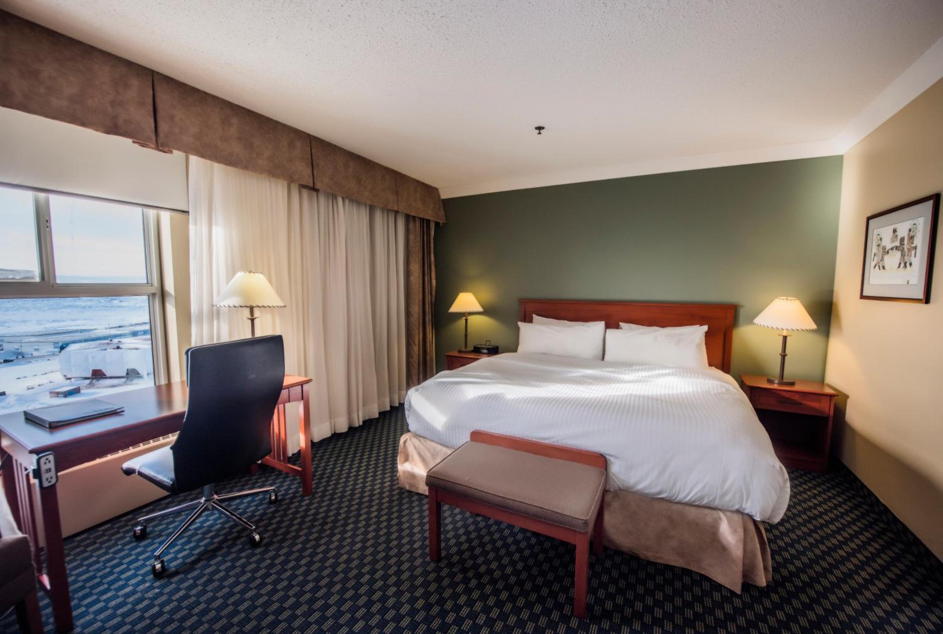 Deluxe King Room photo 1
