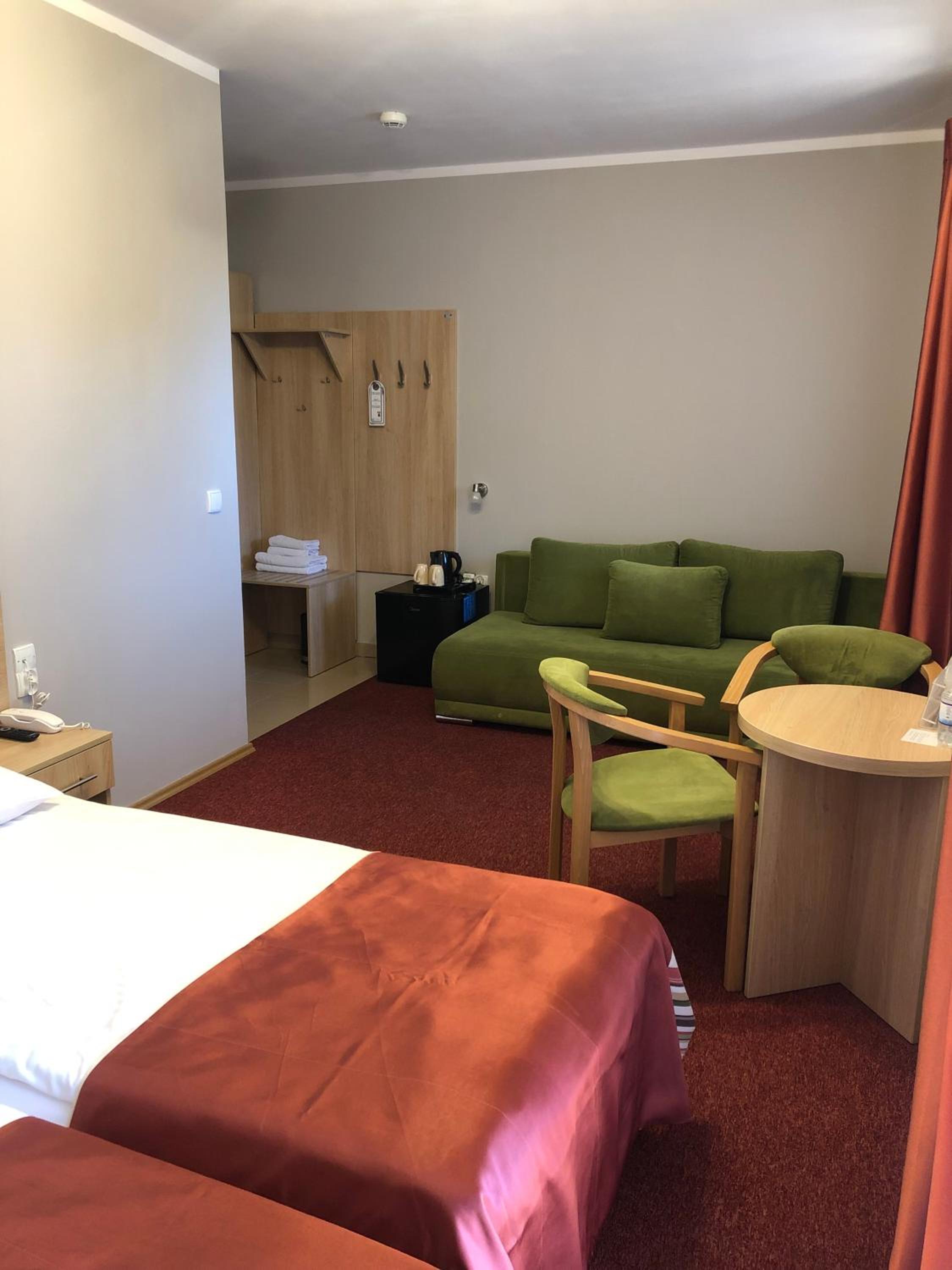 Standard Twin Room with Sofa and Terrace - Photo 1