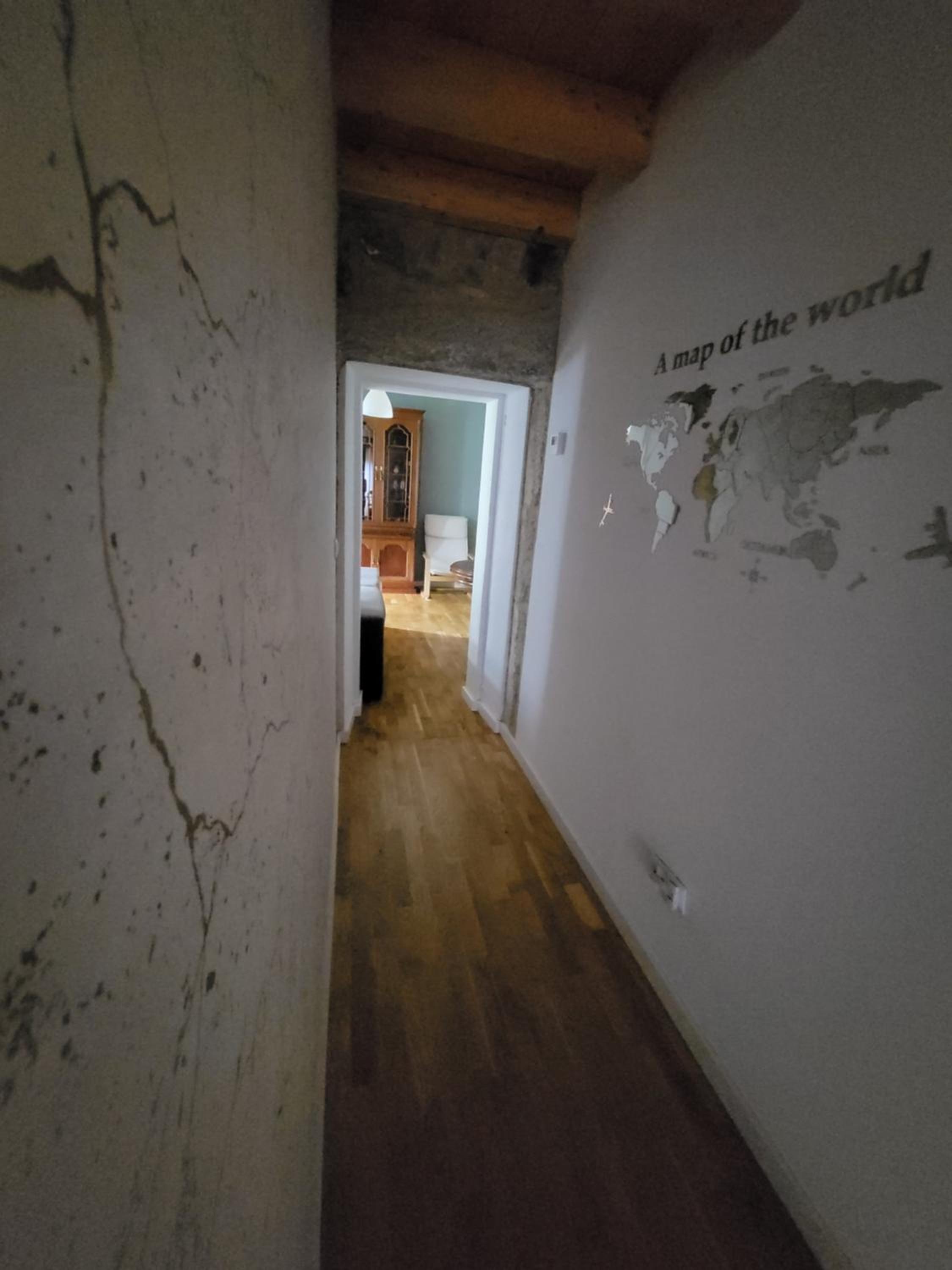 Four-Bedroom House - Photo 18