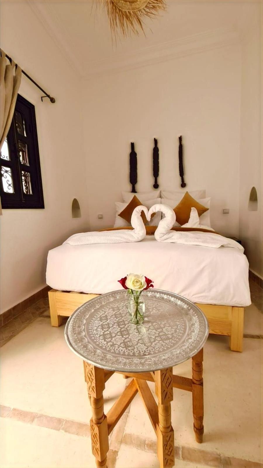 Standard Double Room - Photo 7