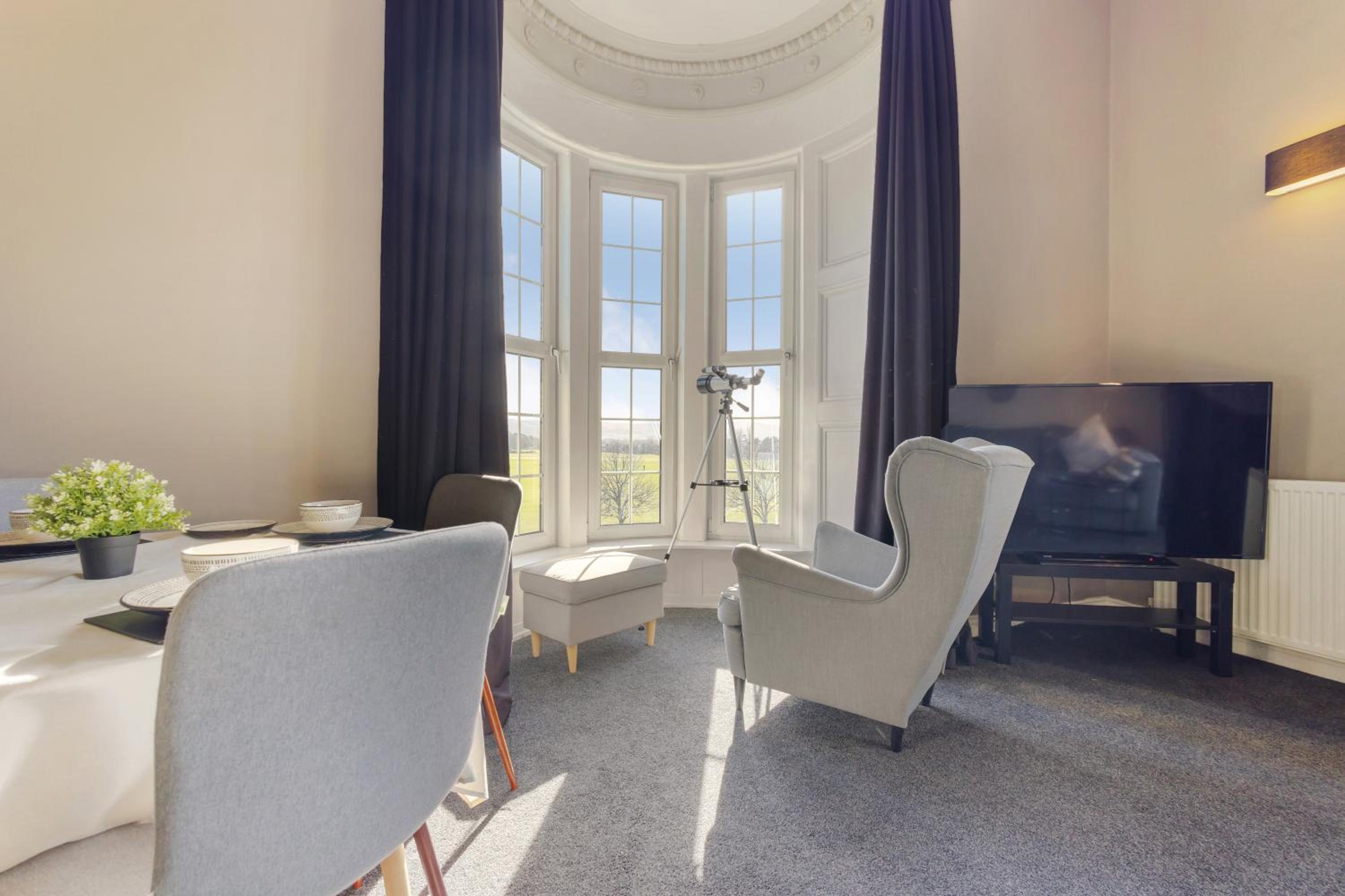 Superior Apartment photo 1