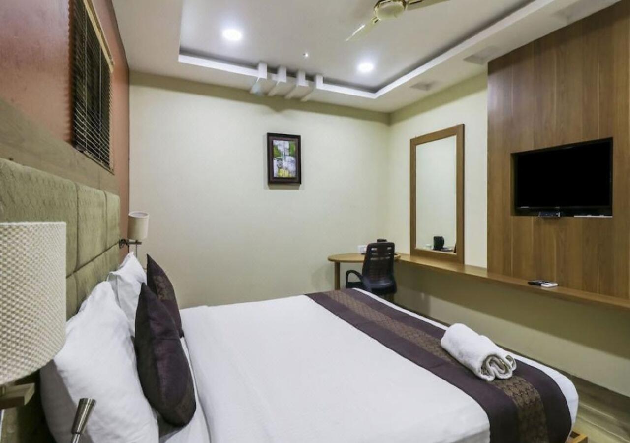 Deluxe Double or Twin Room - Photo 14