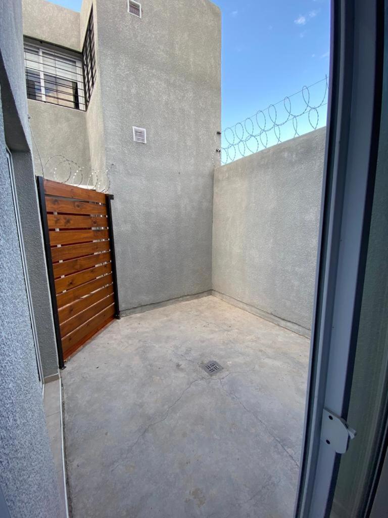 Apartment - Ground Floor photo 2