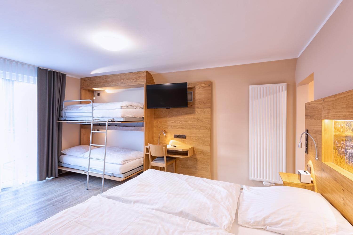 Comfort Quadruple Room - Photo 1