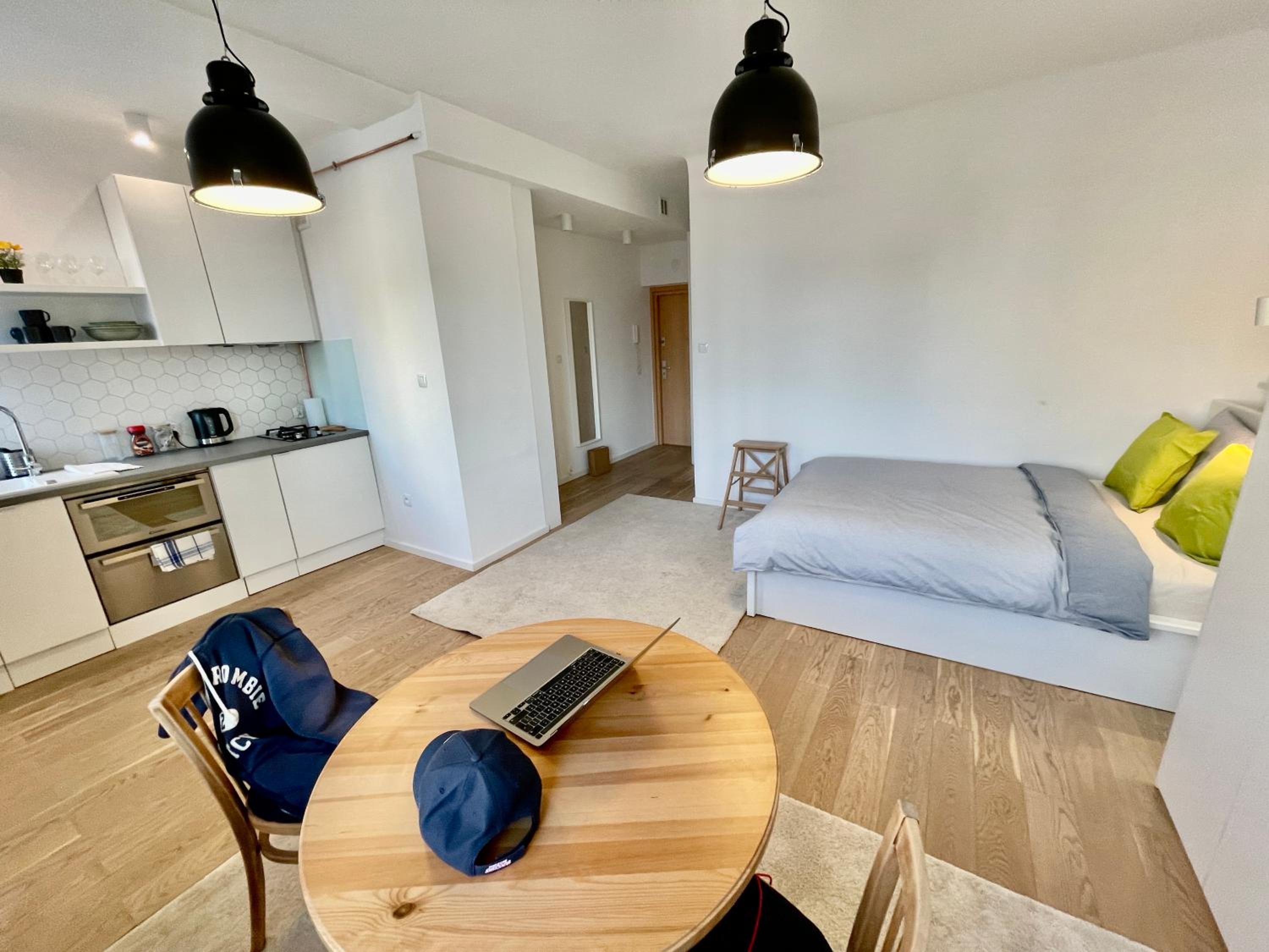 One-Bedroom Apartment - Photo 29
