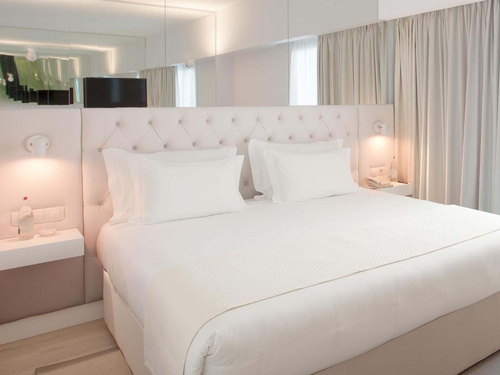 Standard Double or Twin Room - Photo 1