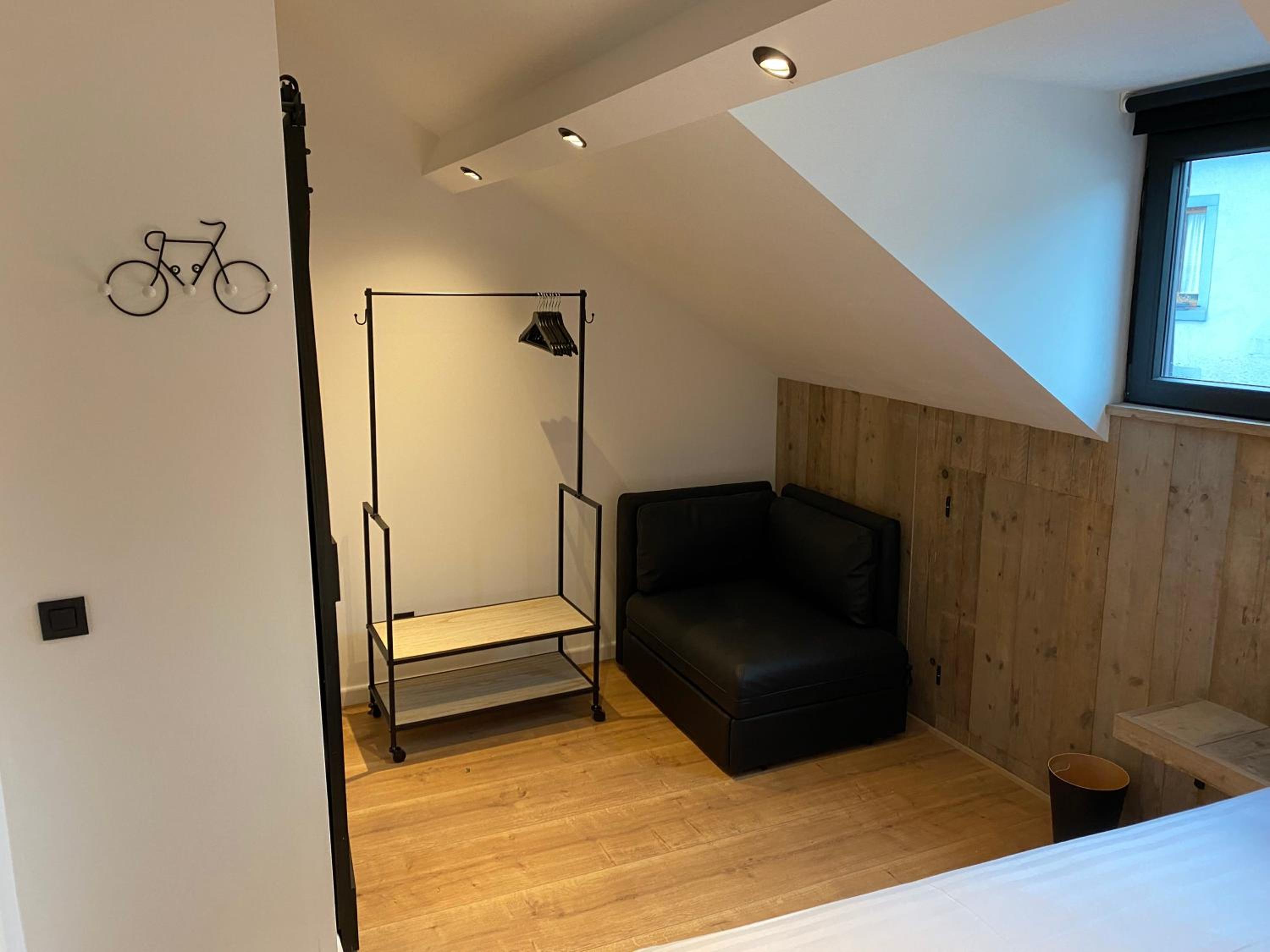 Double Room with Private Bathroom photo 2