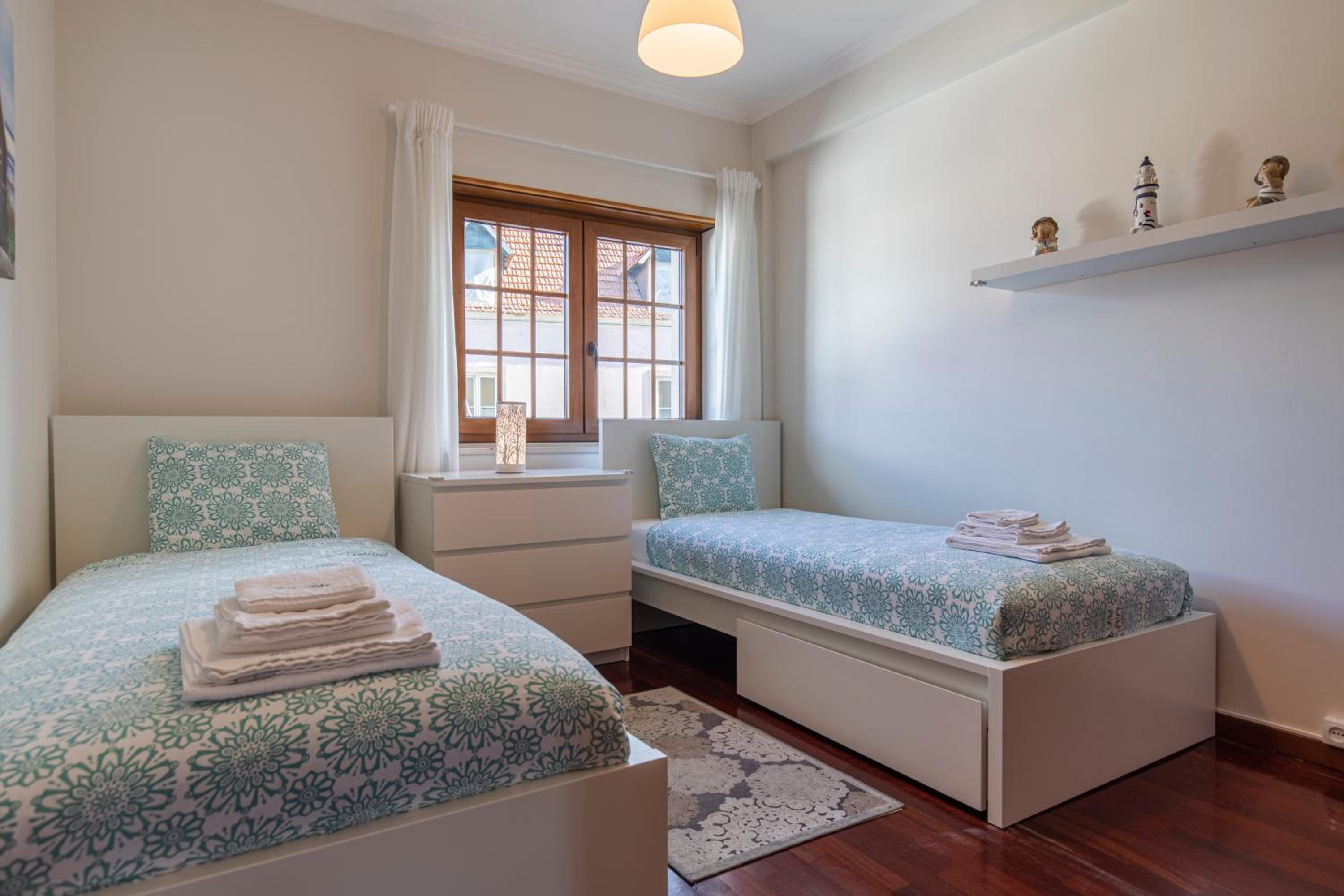 Two-Bedroom Apartment - Photo 13