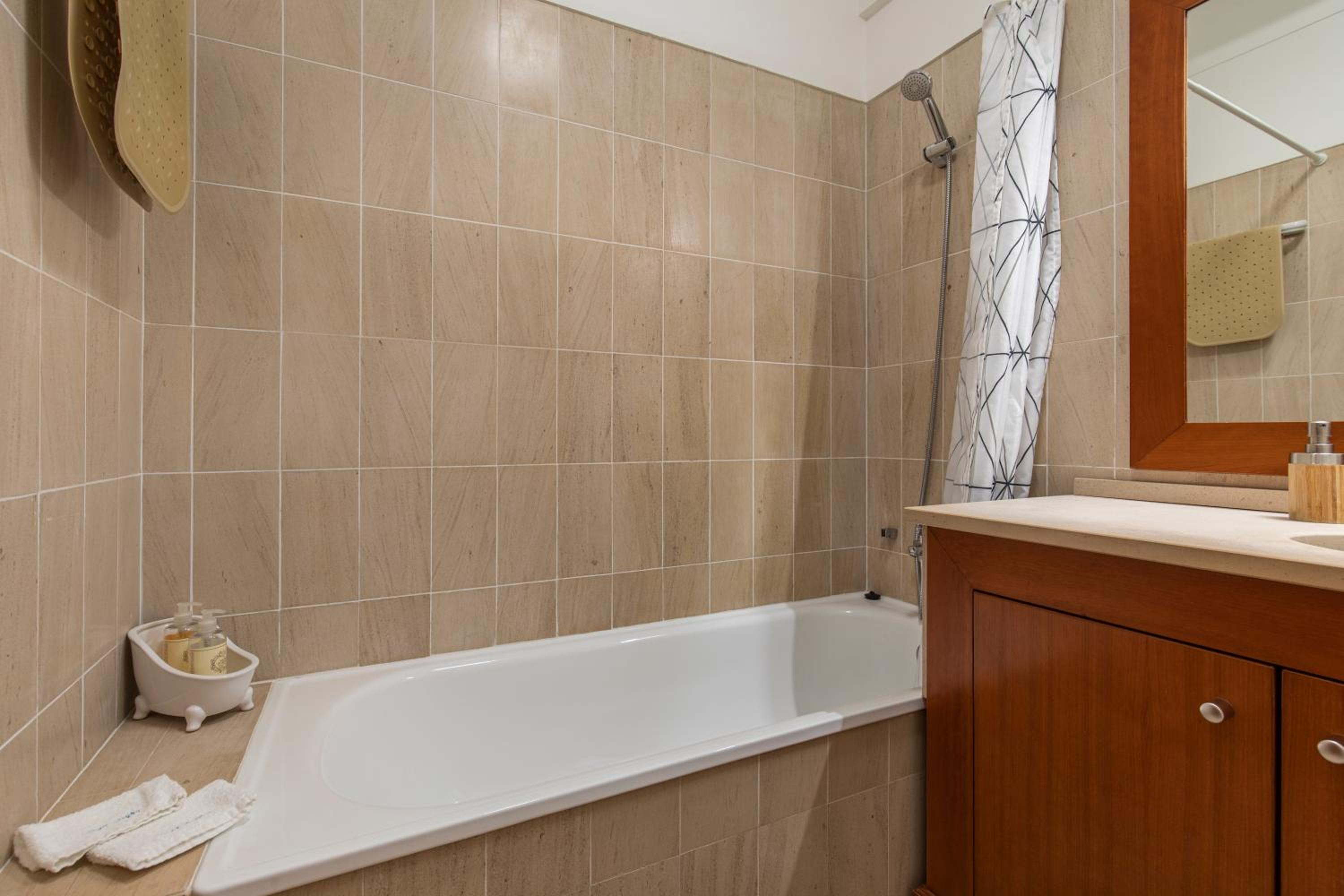 Two-Bedroom Apartment - Photo 40
