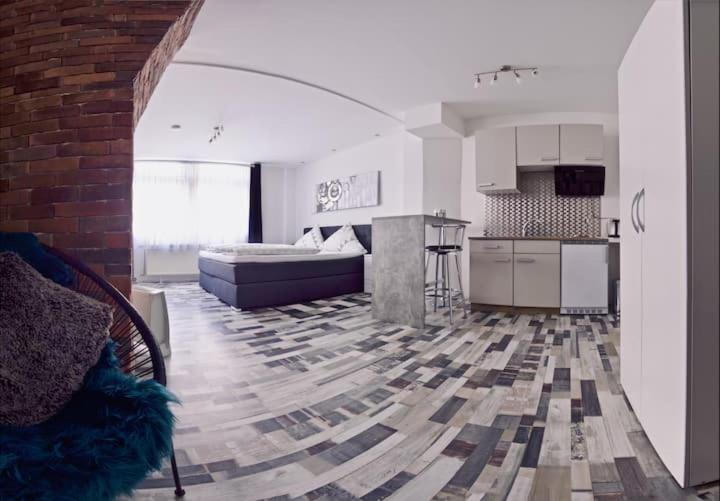 One-Bedroom Apartment photo 1