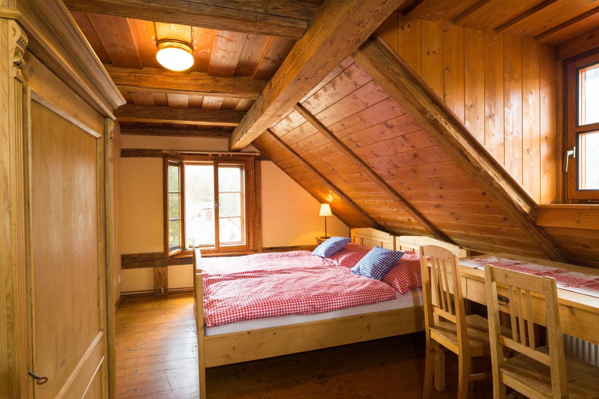 Triple Room with Shared Bathroom photo 1