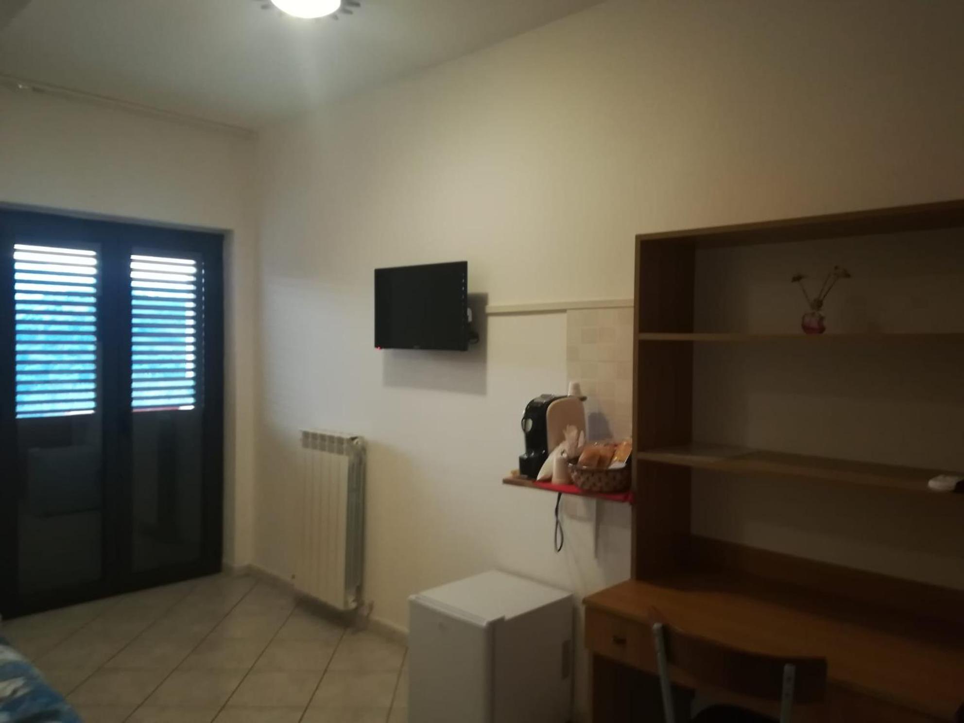 Double Room with Balcony photo 2