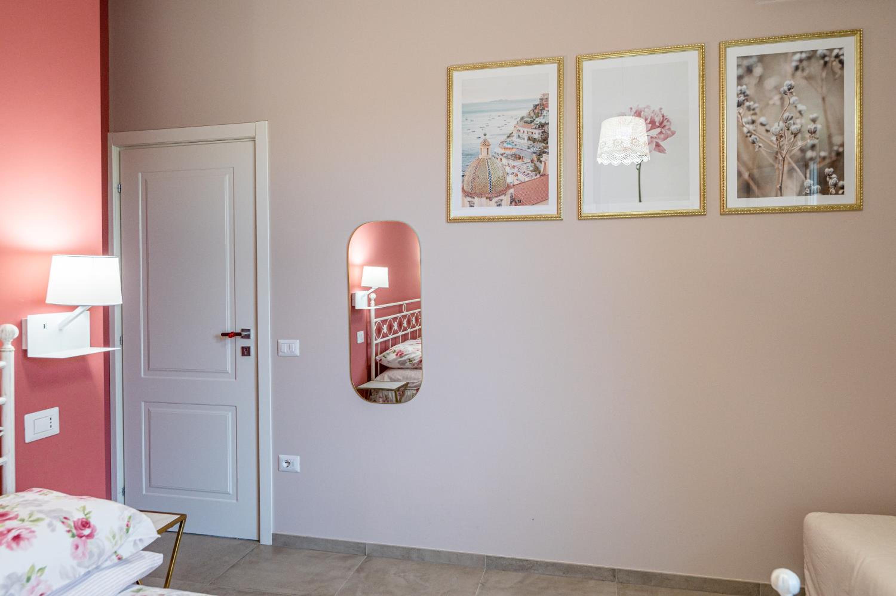 Double Room with Private Bathroom photo 3