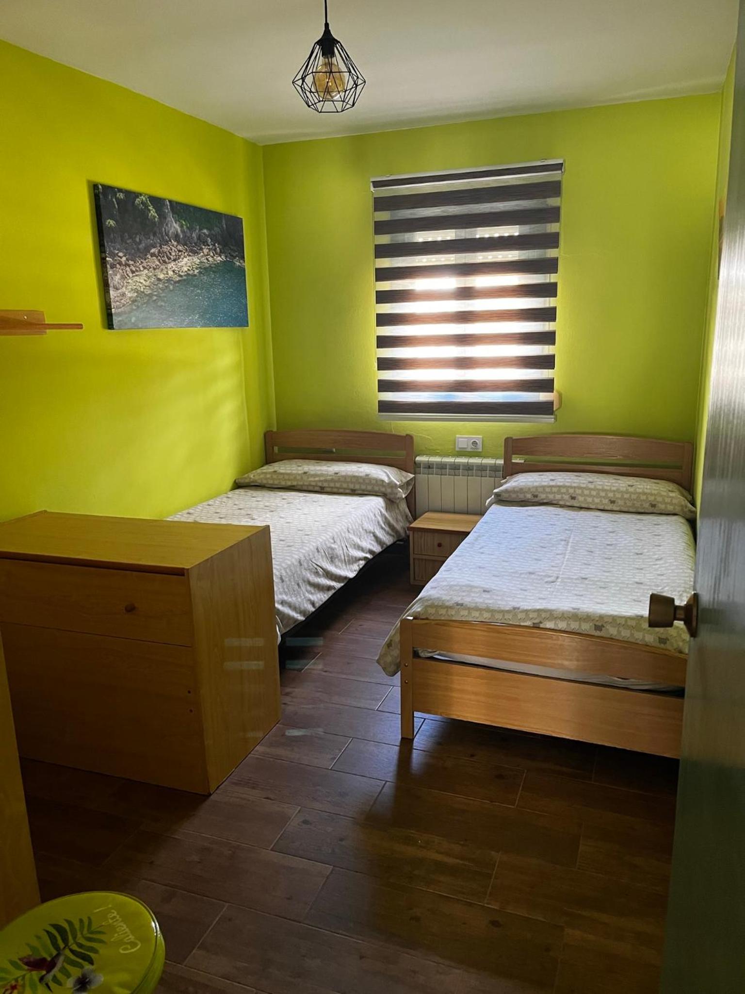 Two-Bedroom House - Photo 10