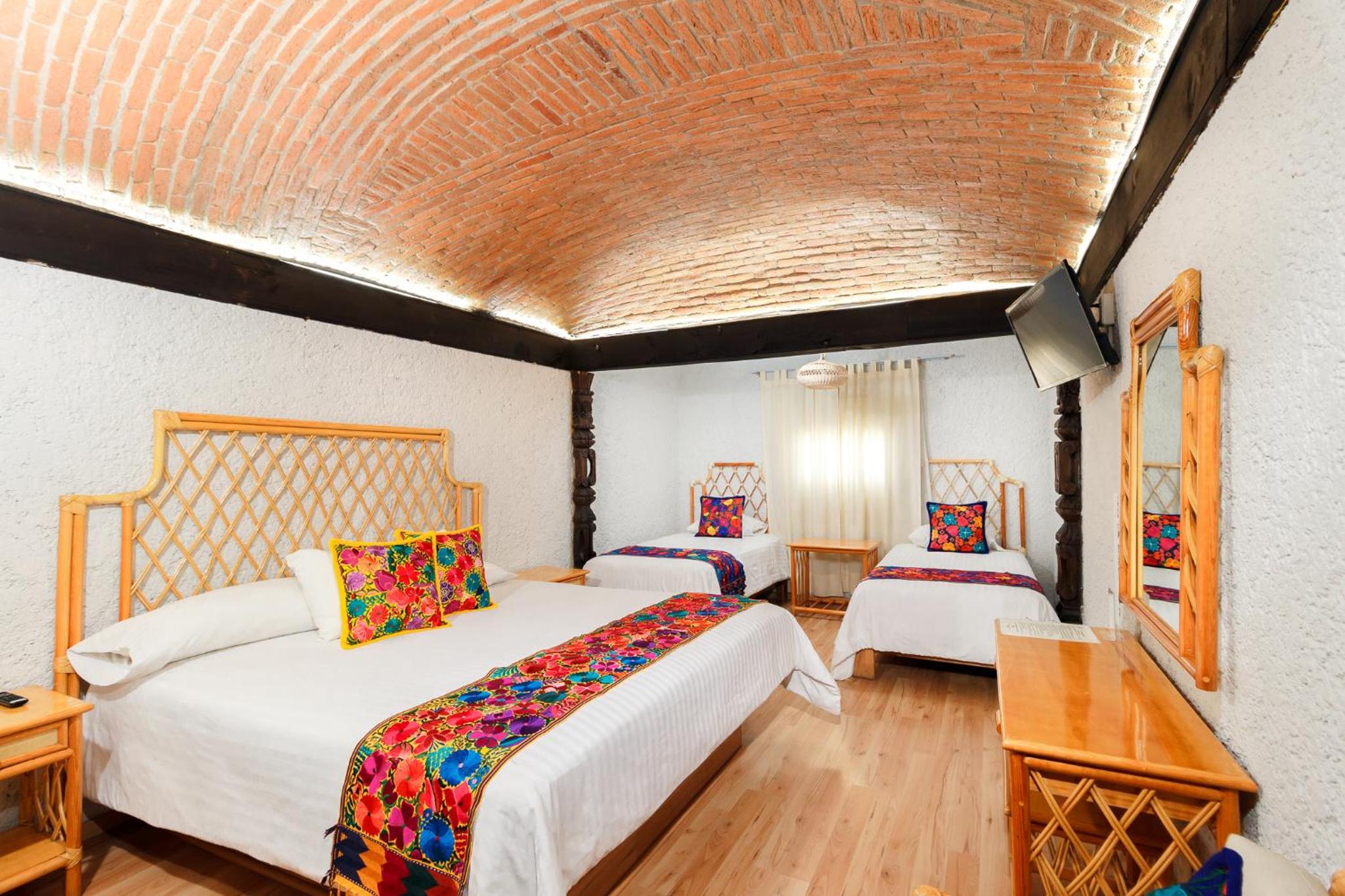 Classic Quadruple Room