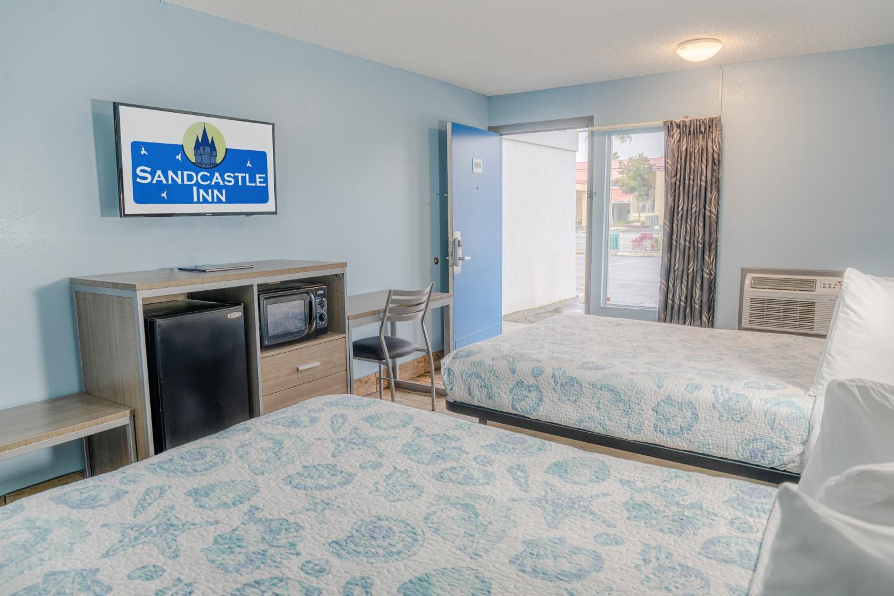 Double Room with Two Double Beds - Non-Smoking photo 2