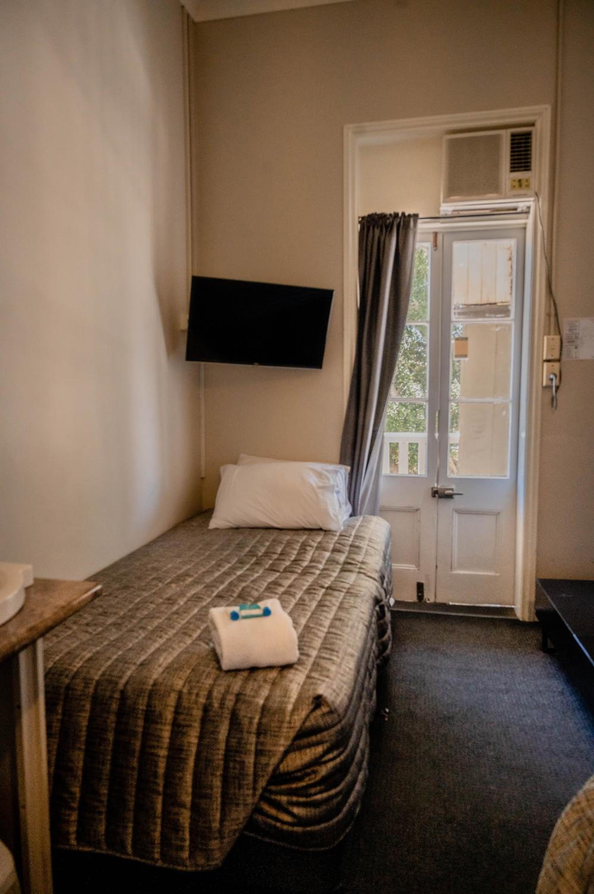 Deluxe Twin Room - Photo 3